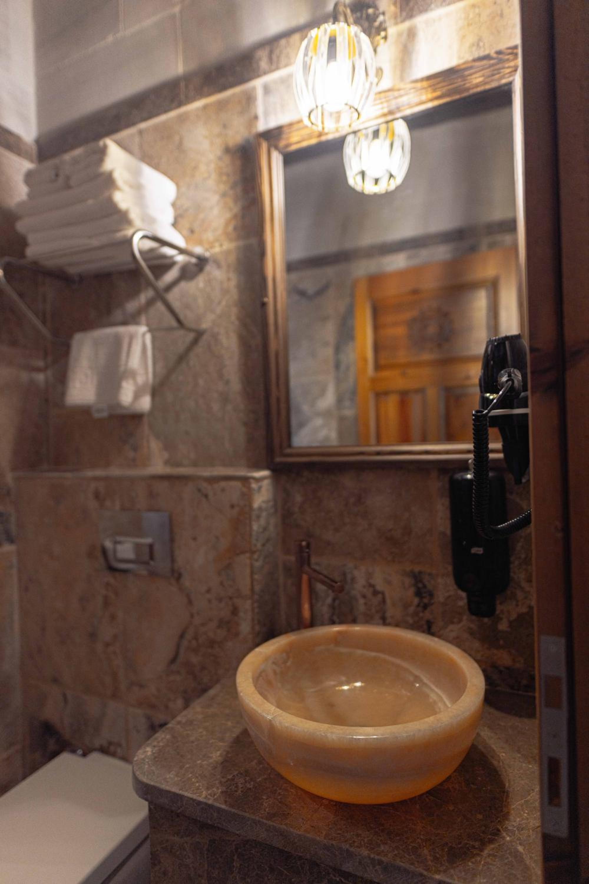 Noah's Ark Cave Hotel - Image 270