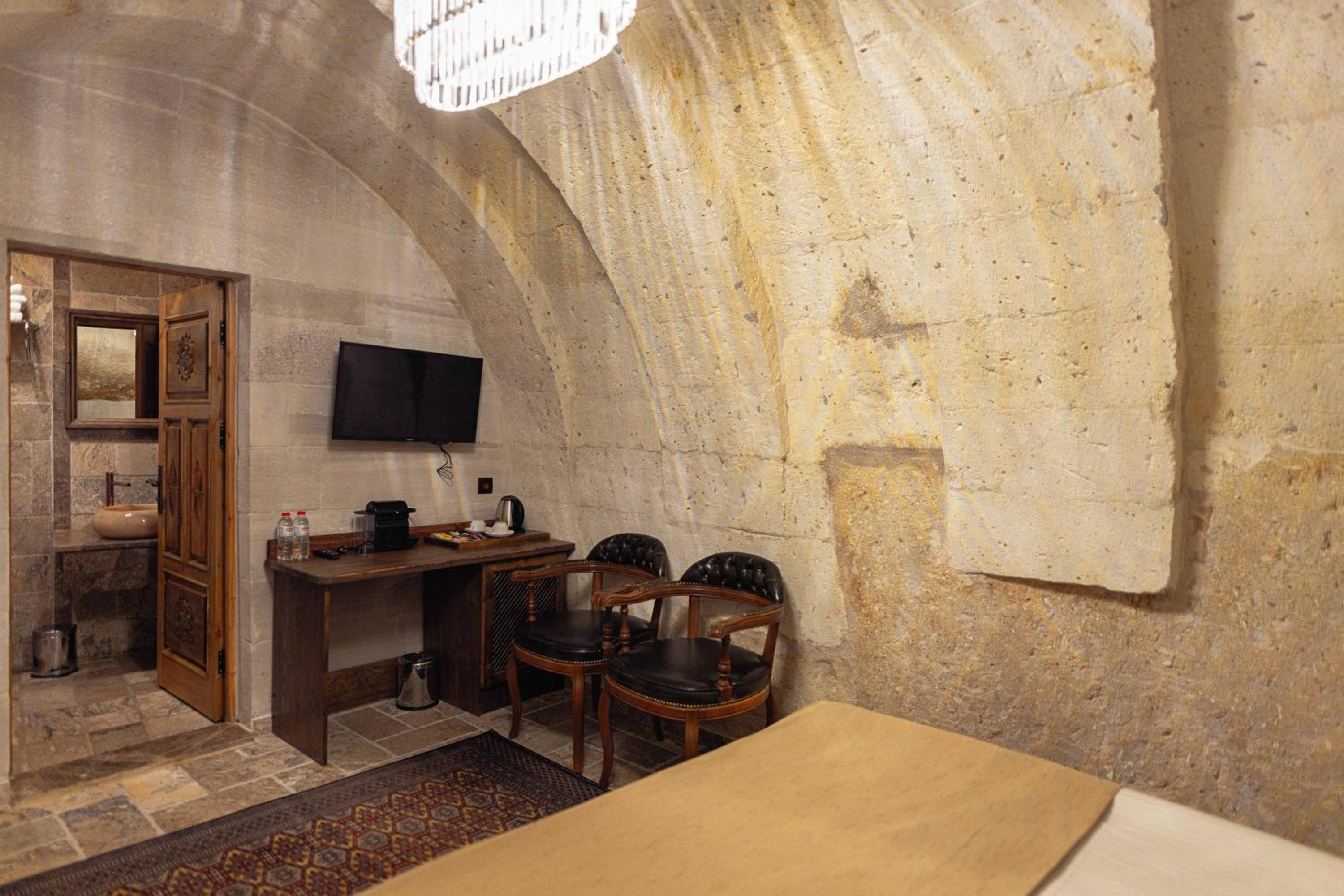 Noah's Ark Cave Hotel - Image 268