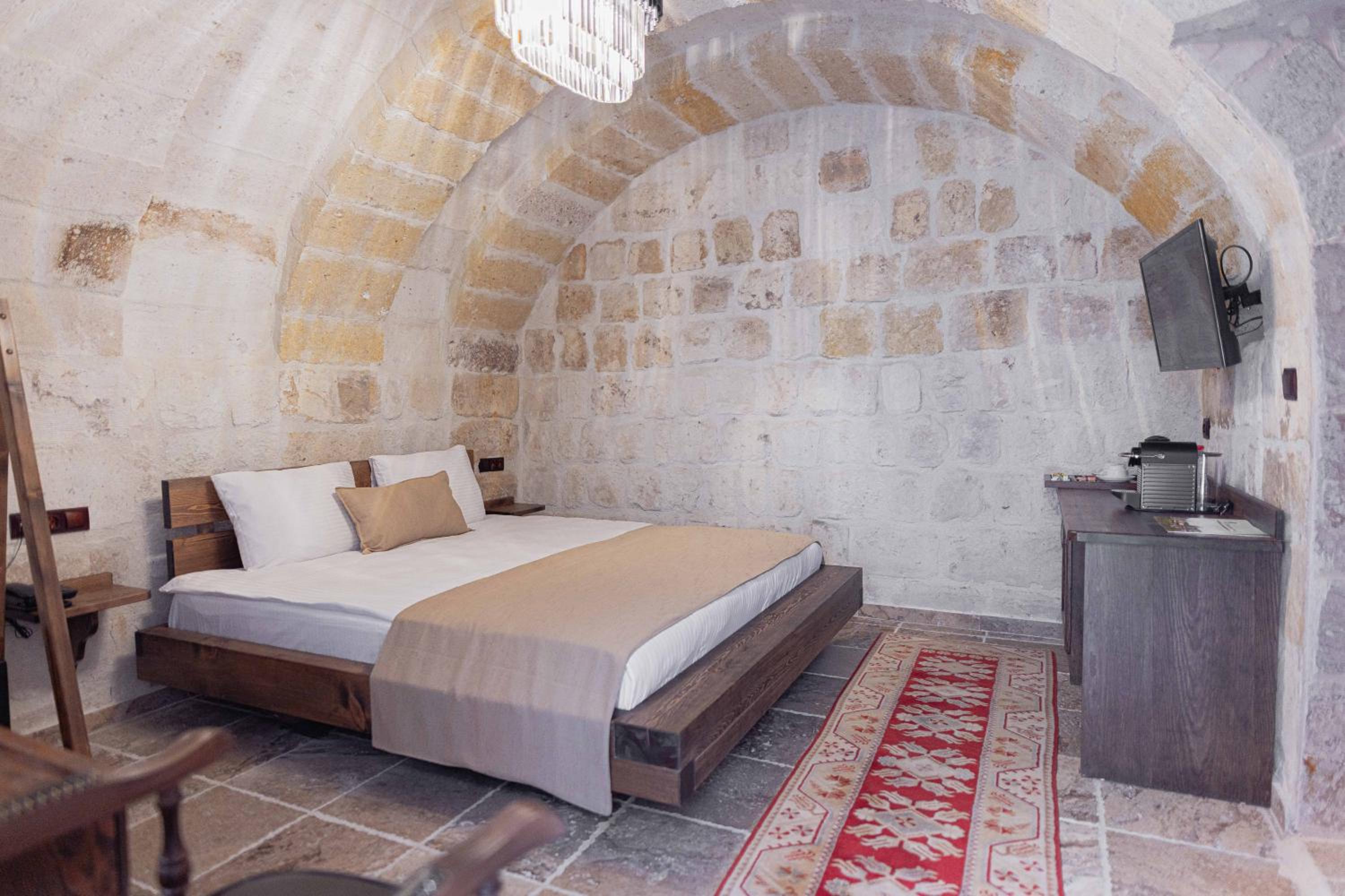 Noah's Ark Cave Hotel - Image 91