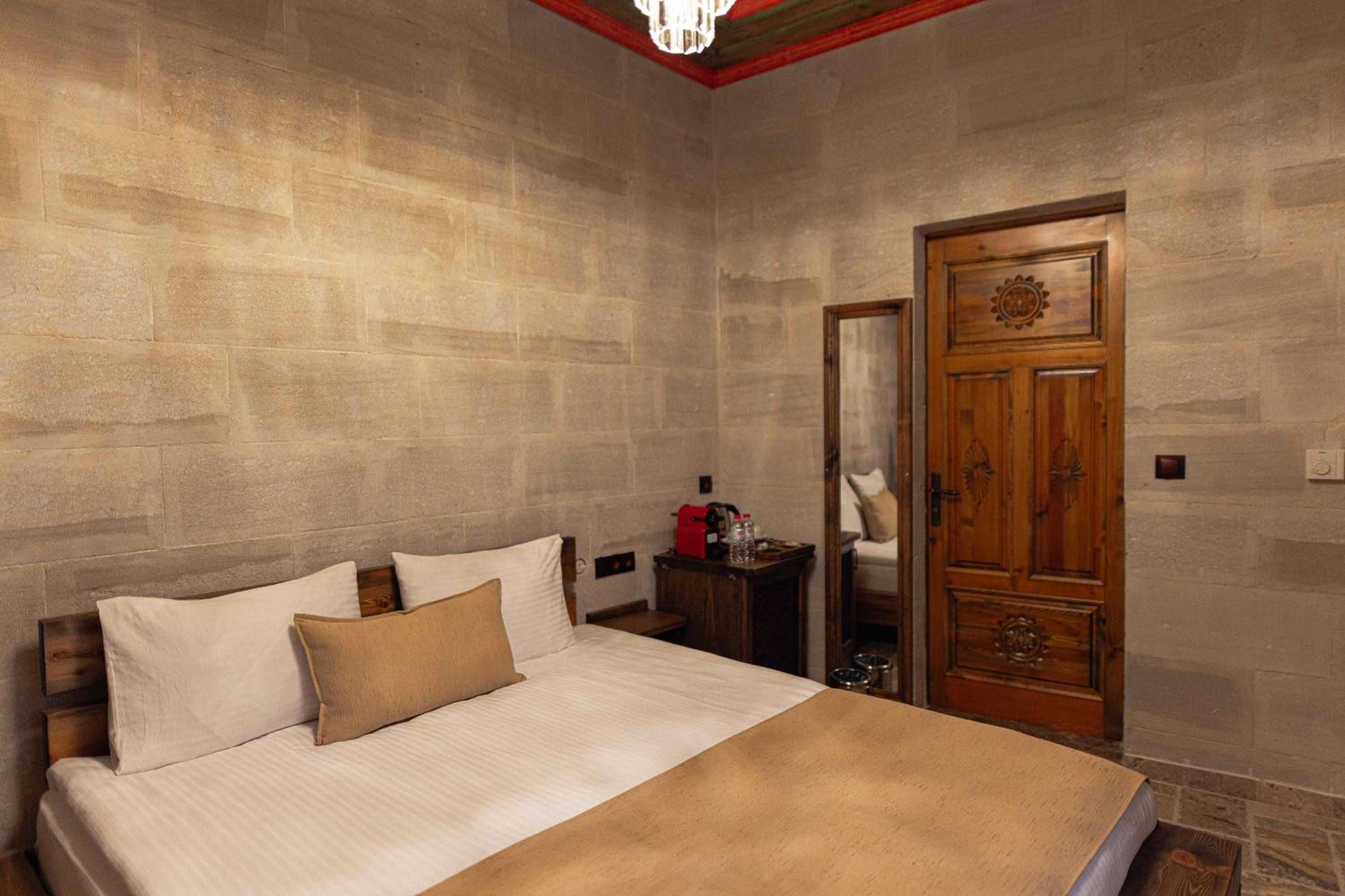 Noah's Ark Cave Hotel - Image 51