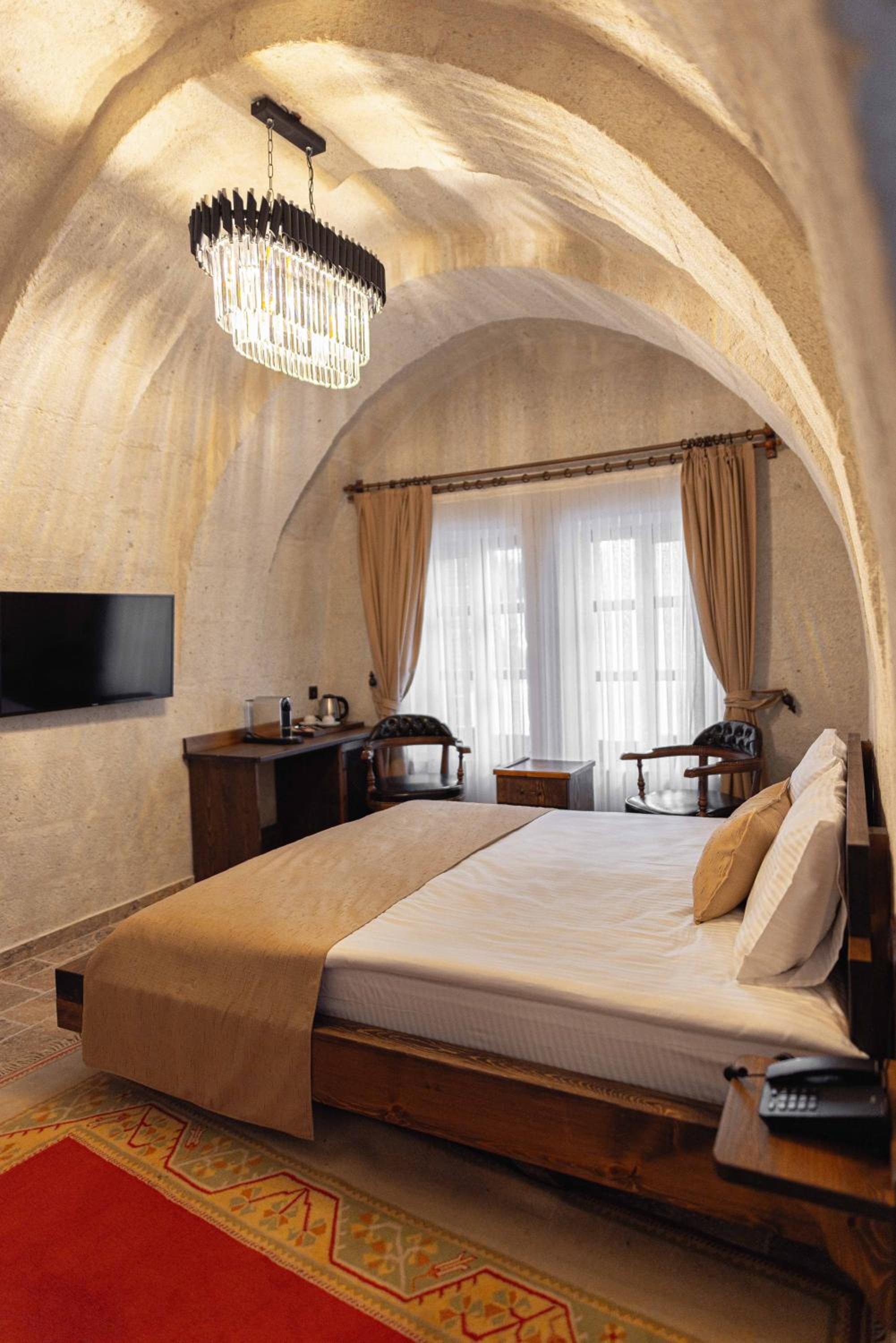 Noah's Ark Cave Hotel - Image 83