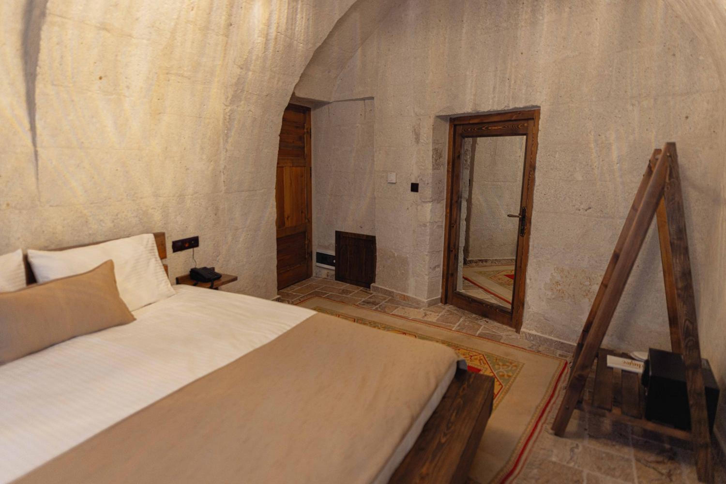 Noah's Ark Cave Hotel - Image 214