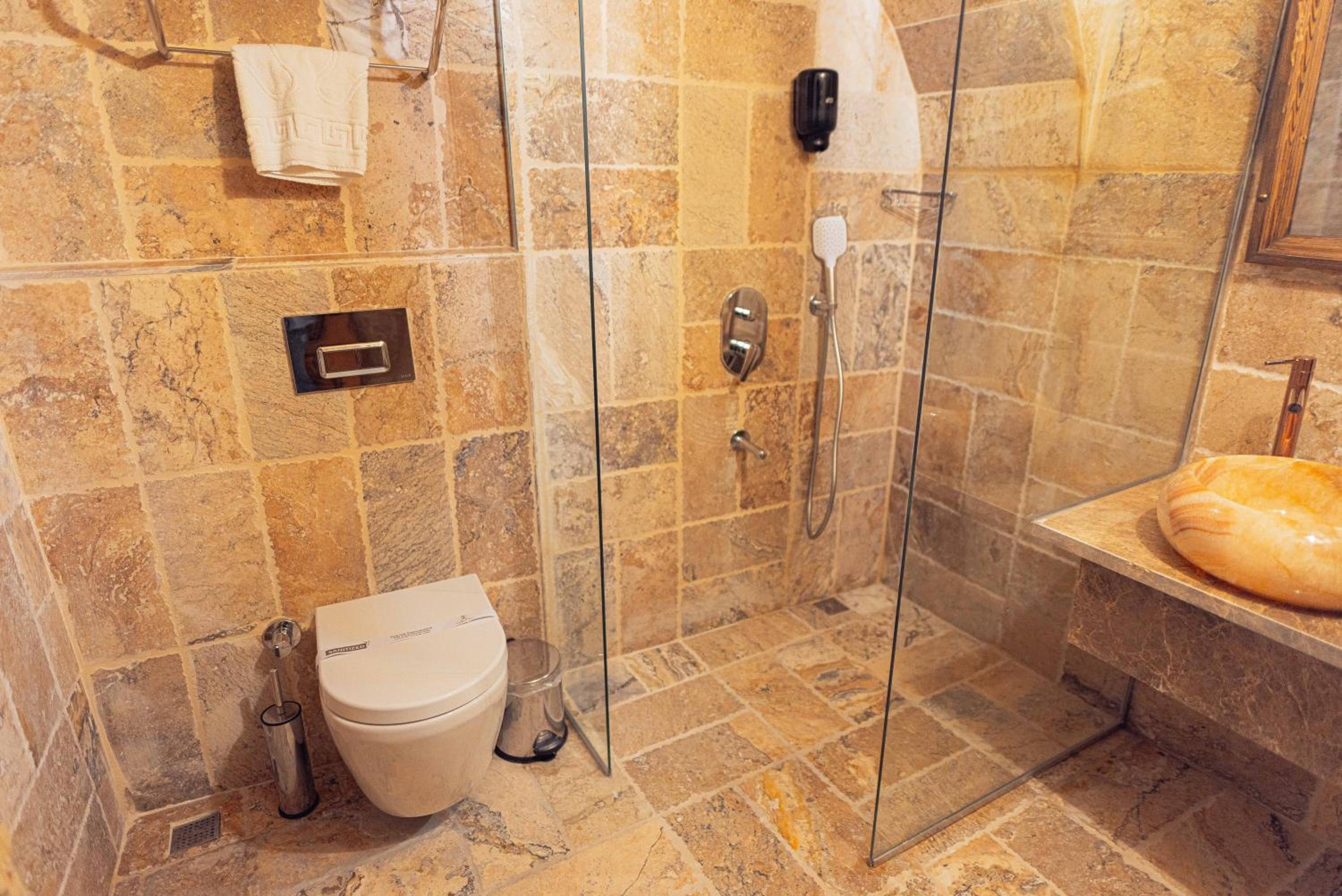 Noah's Ark Cave Hotel - Image 48