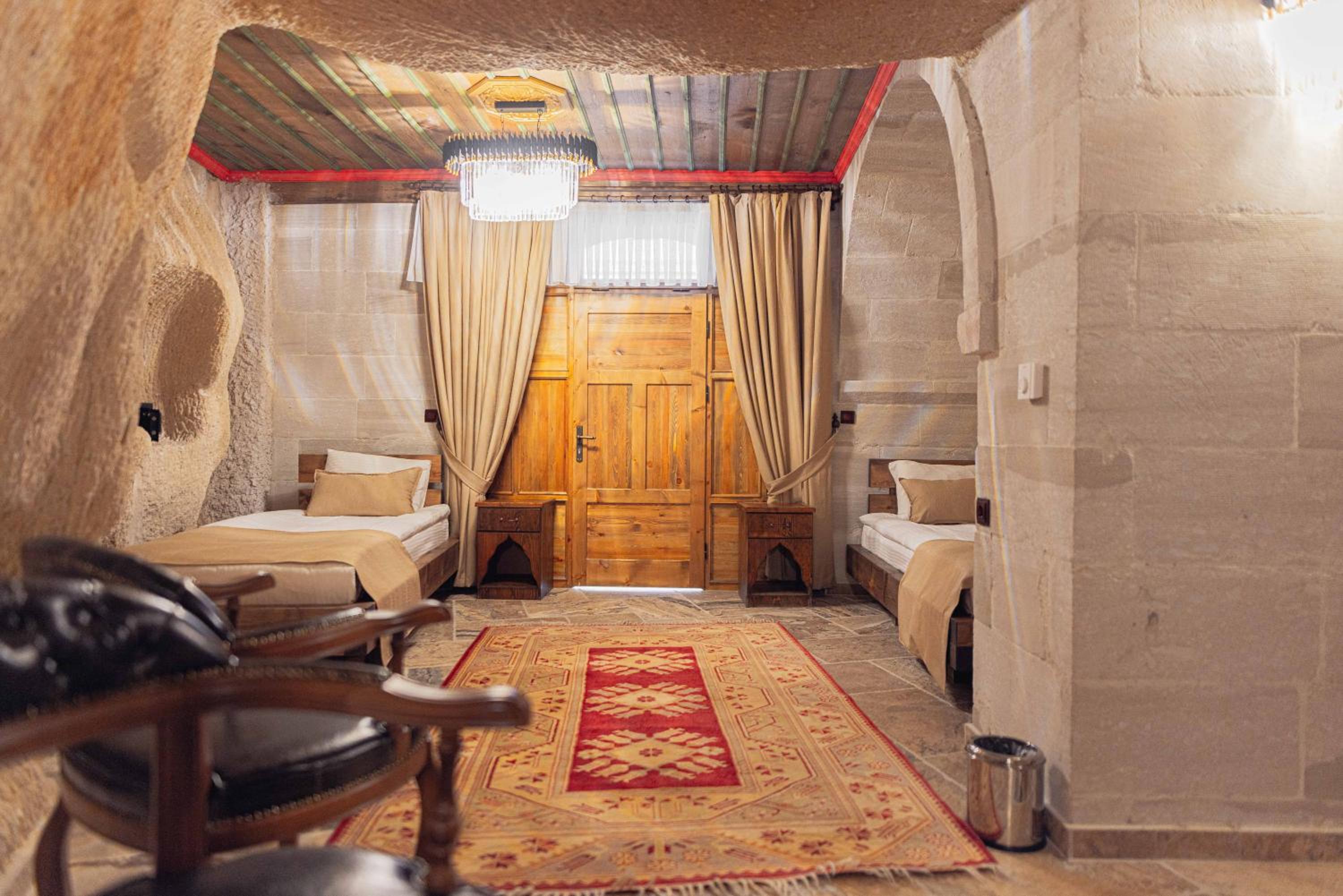 Noah's Ark Cave Hotel - Image 53