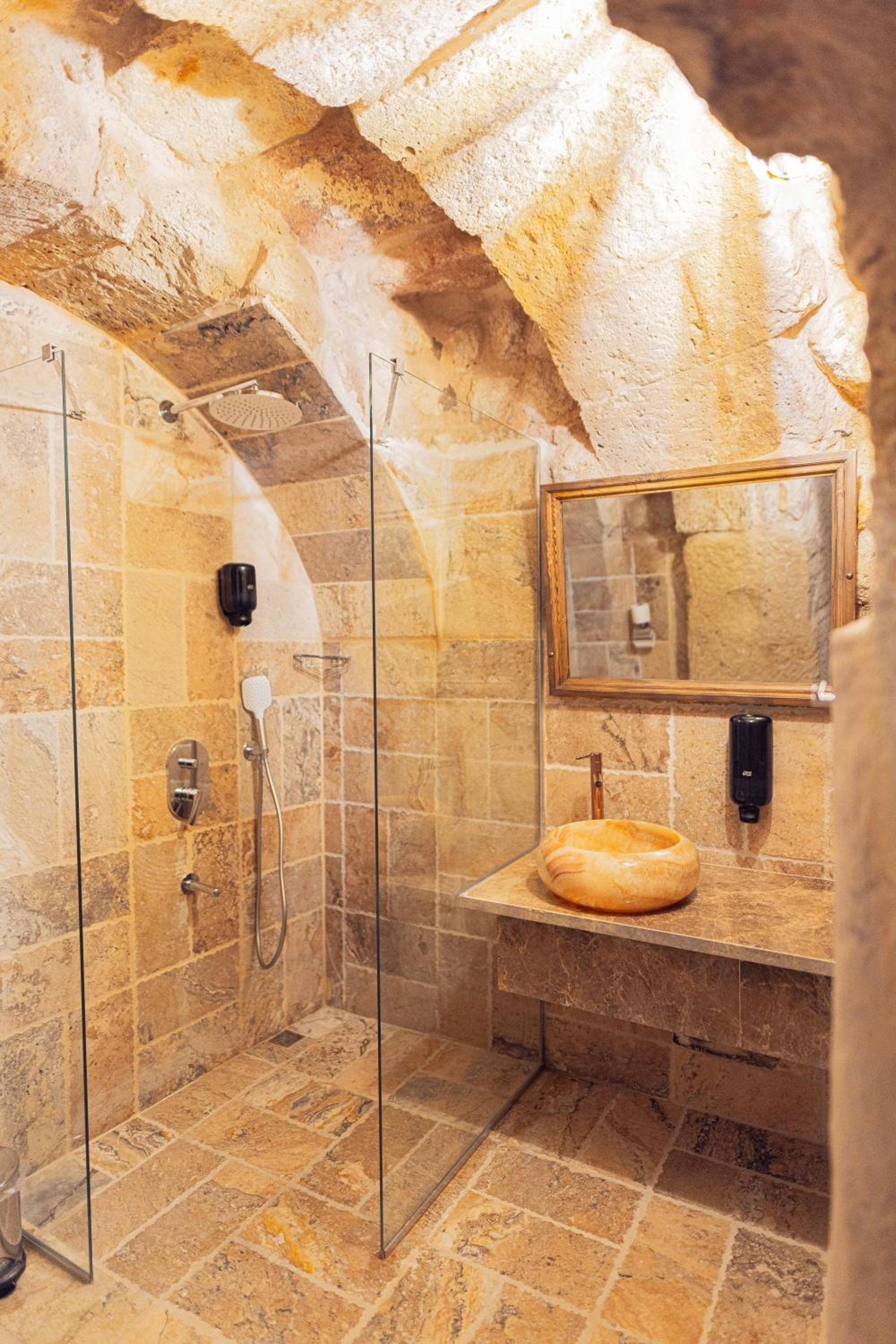Noah's Ark Cave Hotel - Image 49