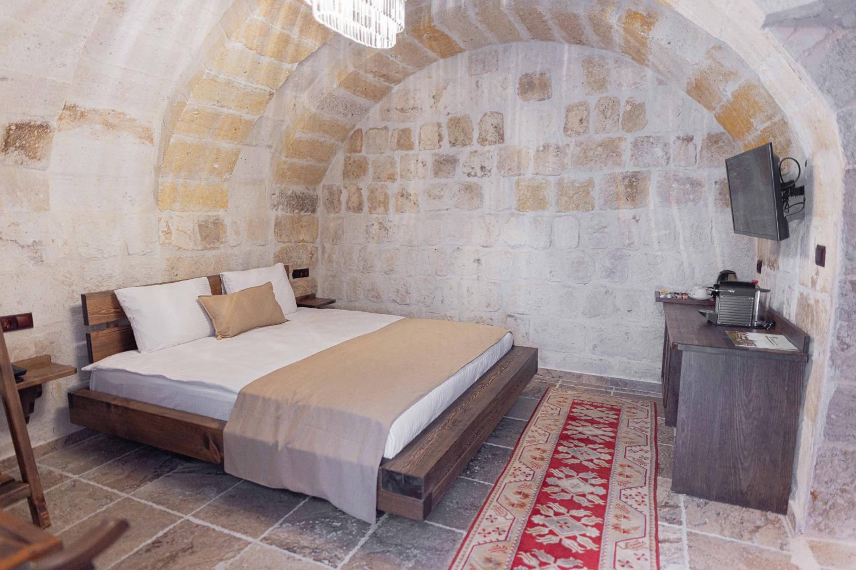 Noah's Ark Cave Hotel - Image 59