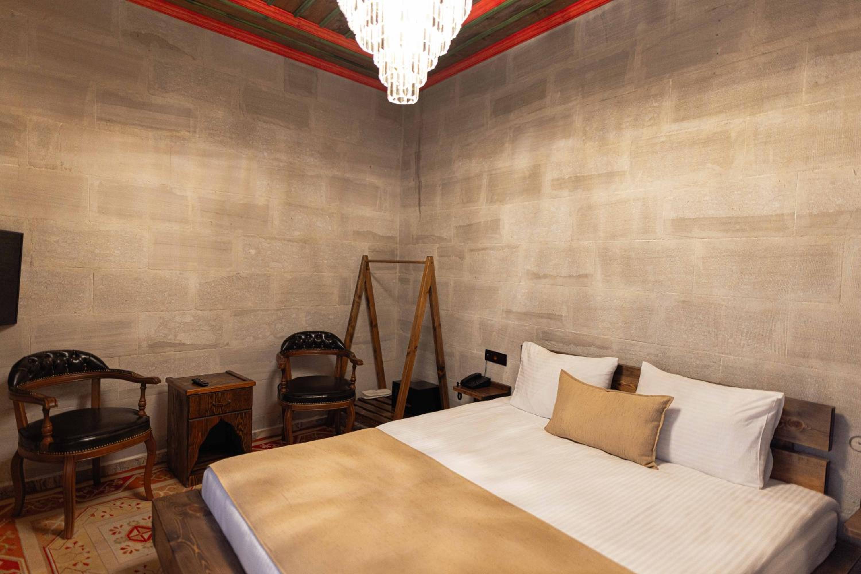 Noah's Ark Cave Hotel - Image 68