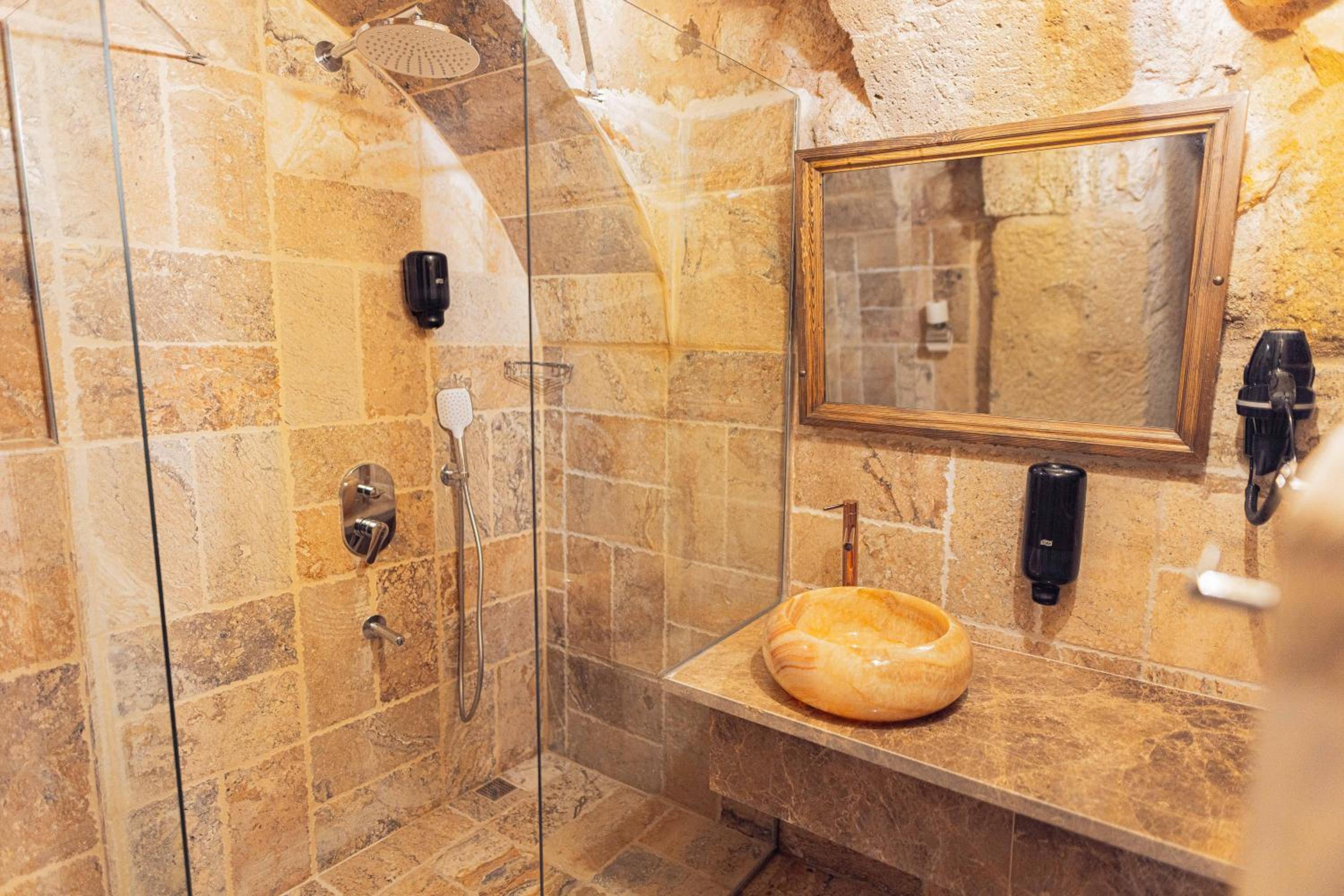 Noah's Ark Cave Hotel - Image 69