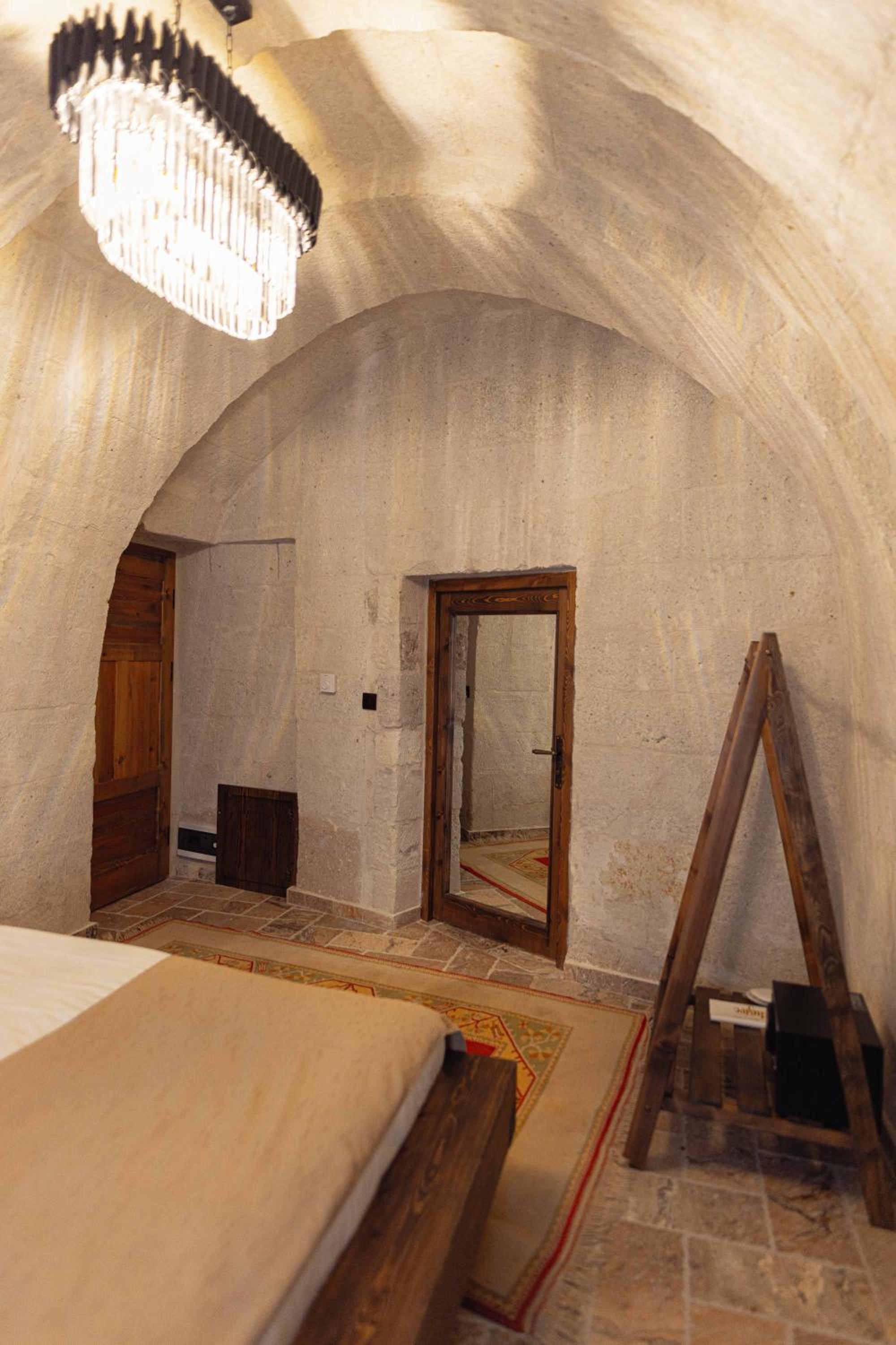 Noah's Ark Cave Hotel - Image 72