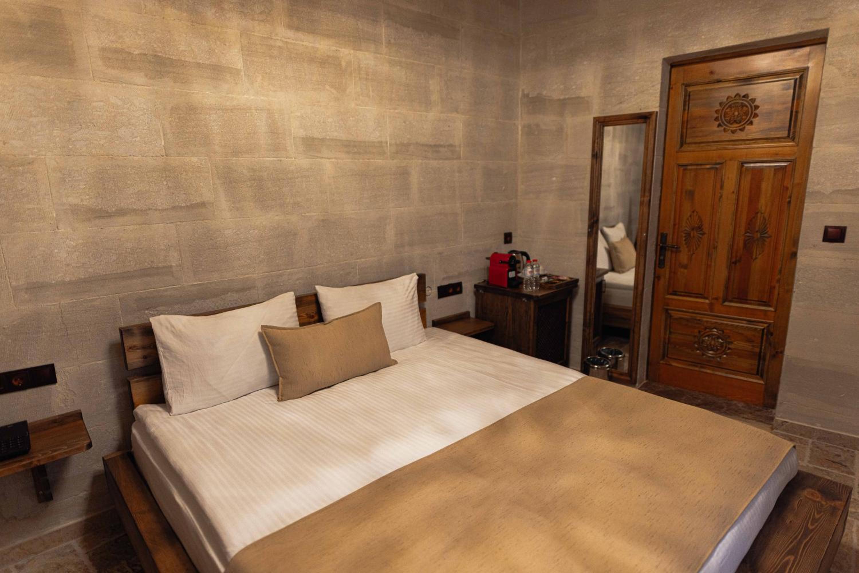 Noah's Ark Cave Hotel - Image 80