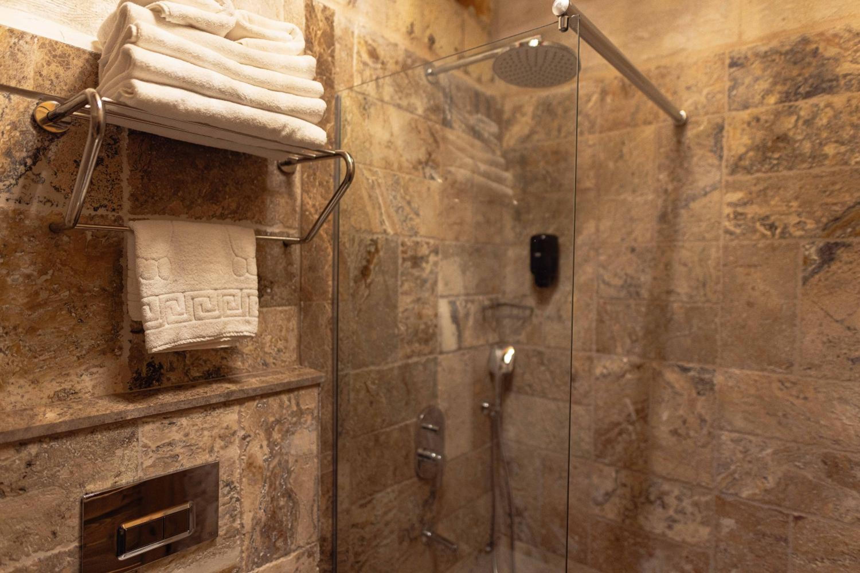 Noah's Ark Cave Hotel - Image 130