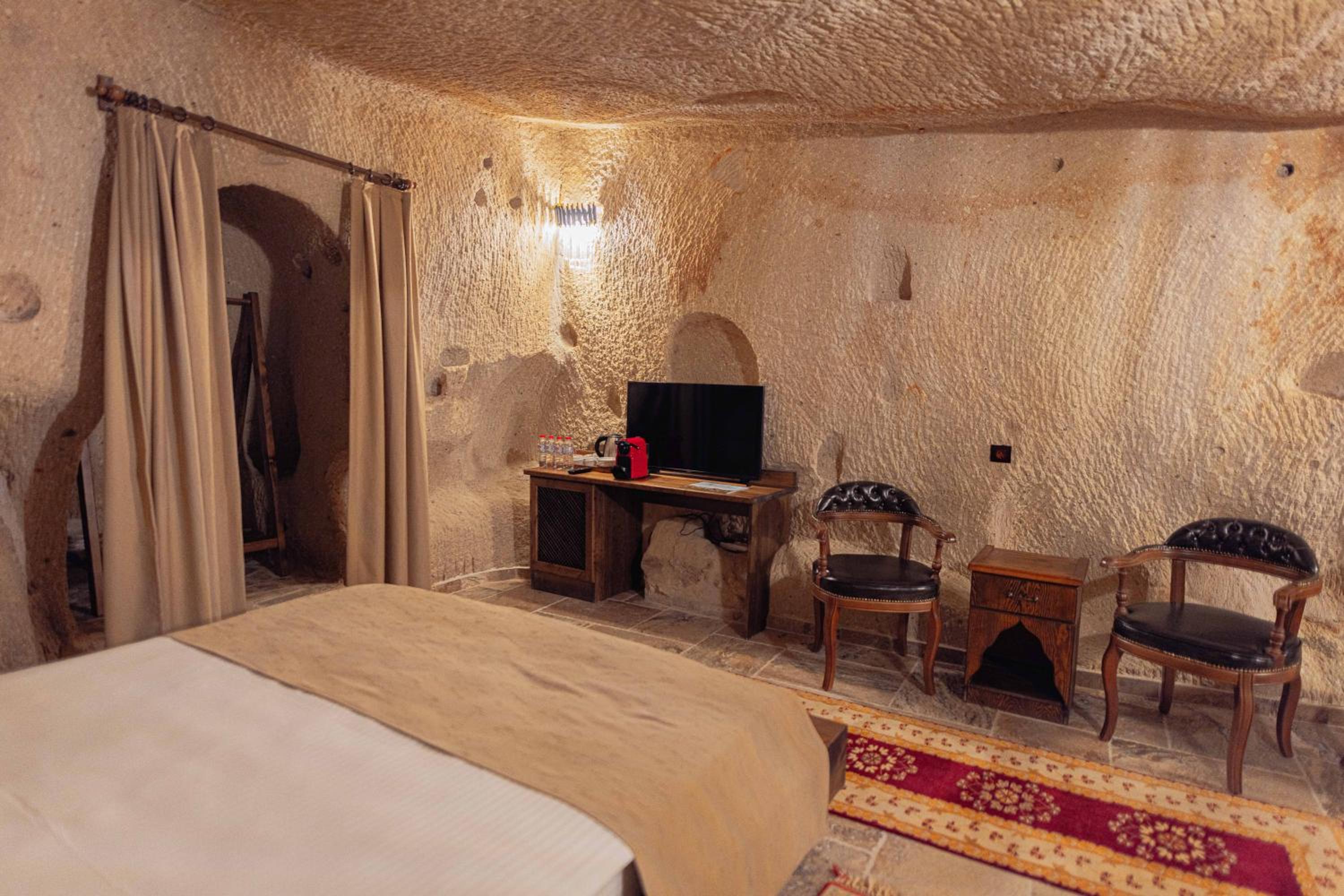 Noah's Ark Cave Hotel - Image 221