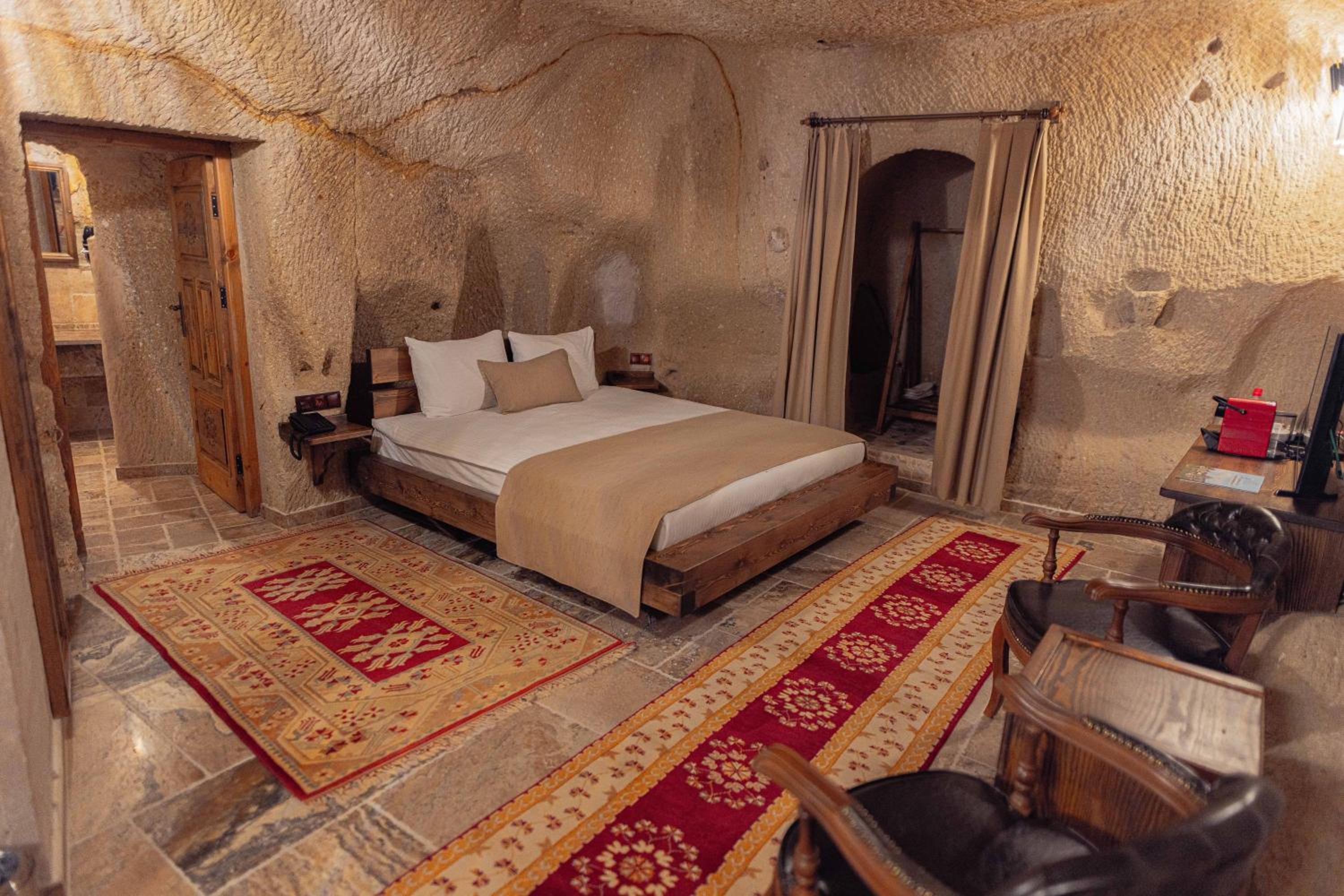 Noah's Ark Cave Hotel - Image 238