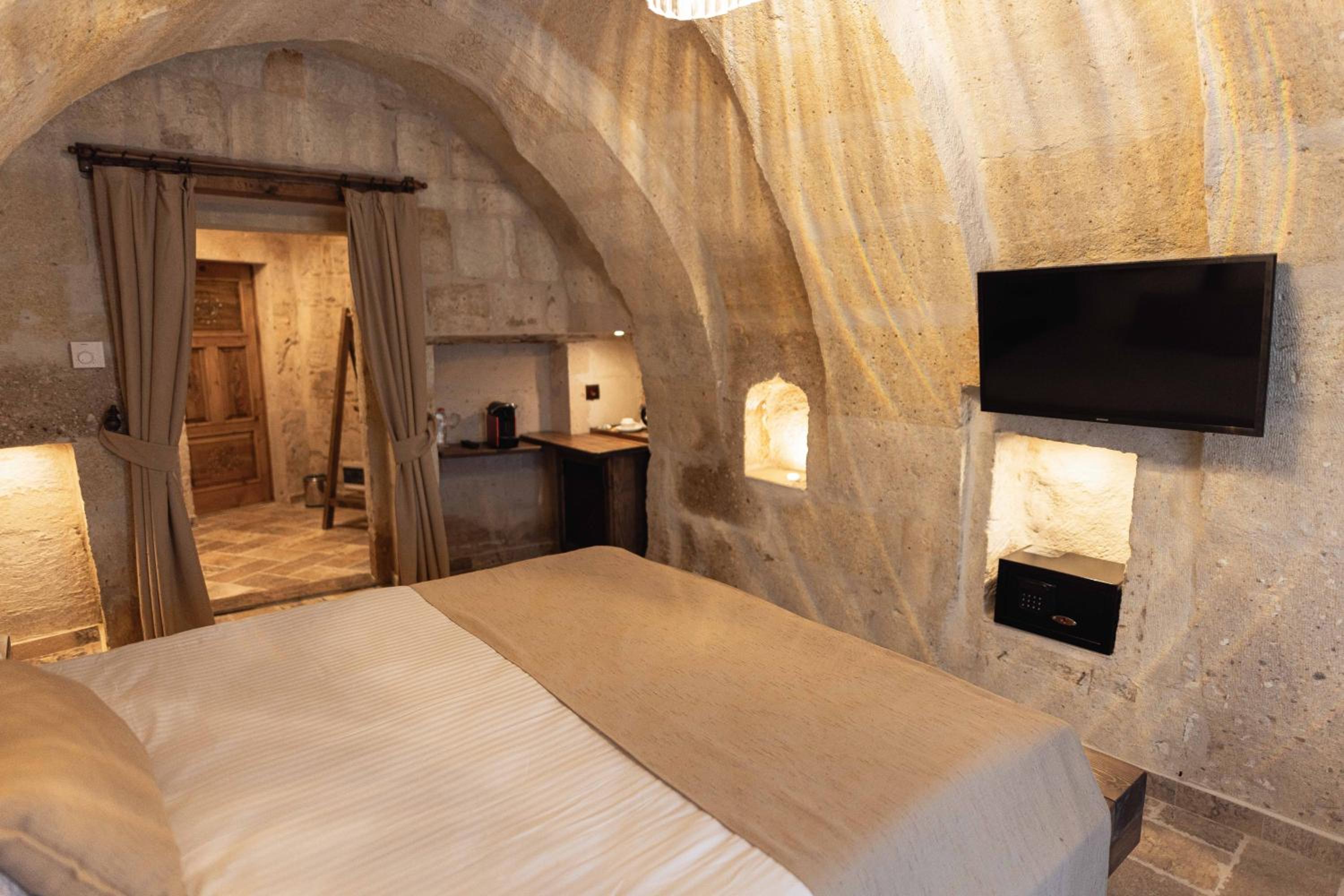 Noah's Ark Cave Hotel - Image 135