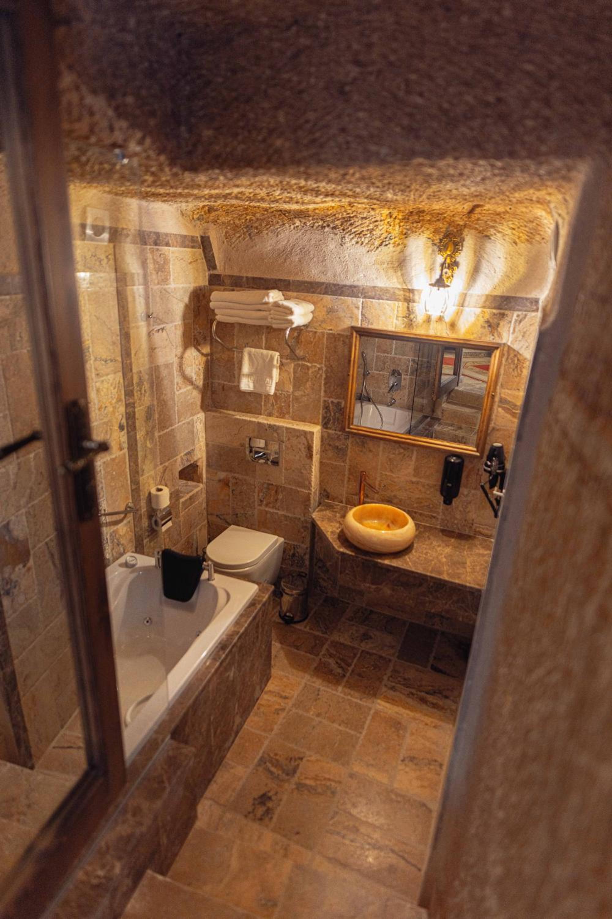 Noah's Ark Cave Hotel - Image 242