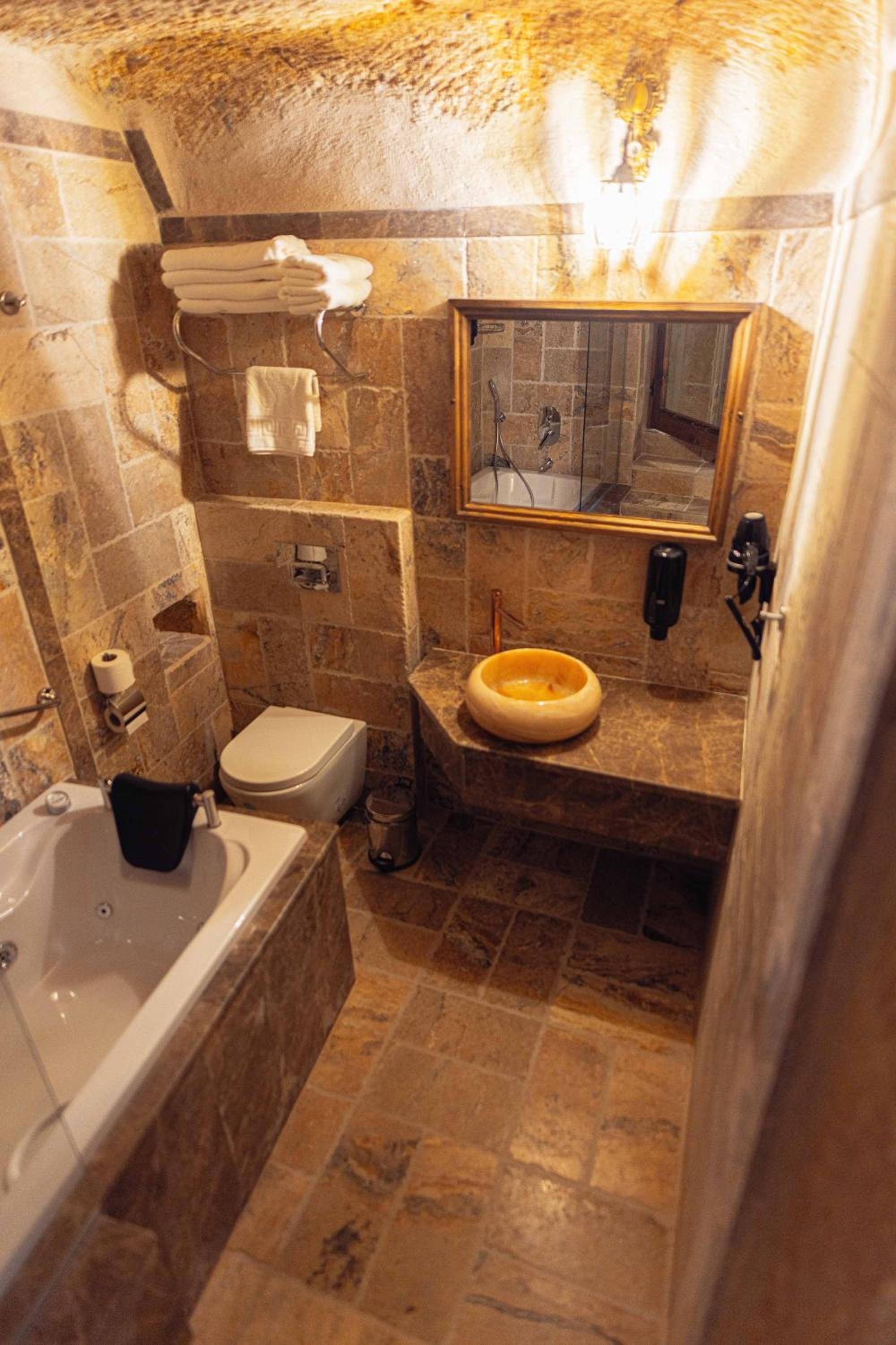 Noah's Ark Cave Hotel - Image 132