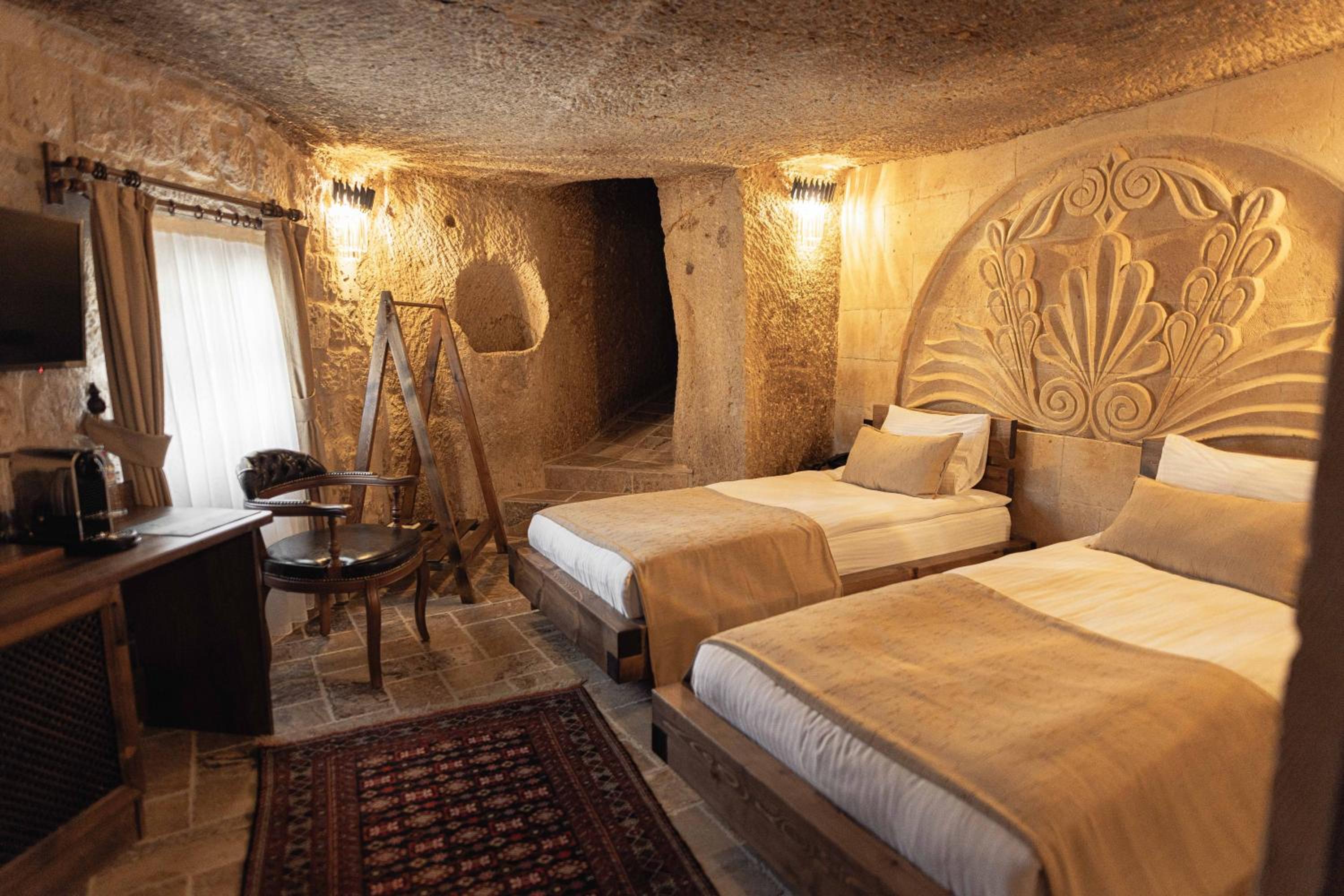 Noah's Ark Cave Hotel - Image 288