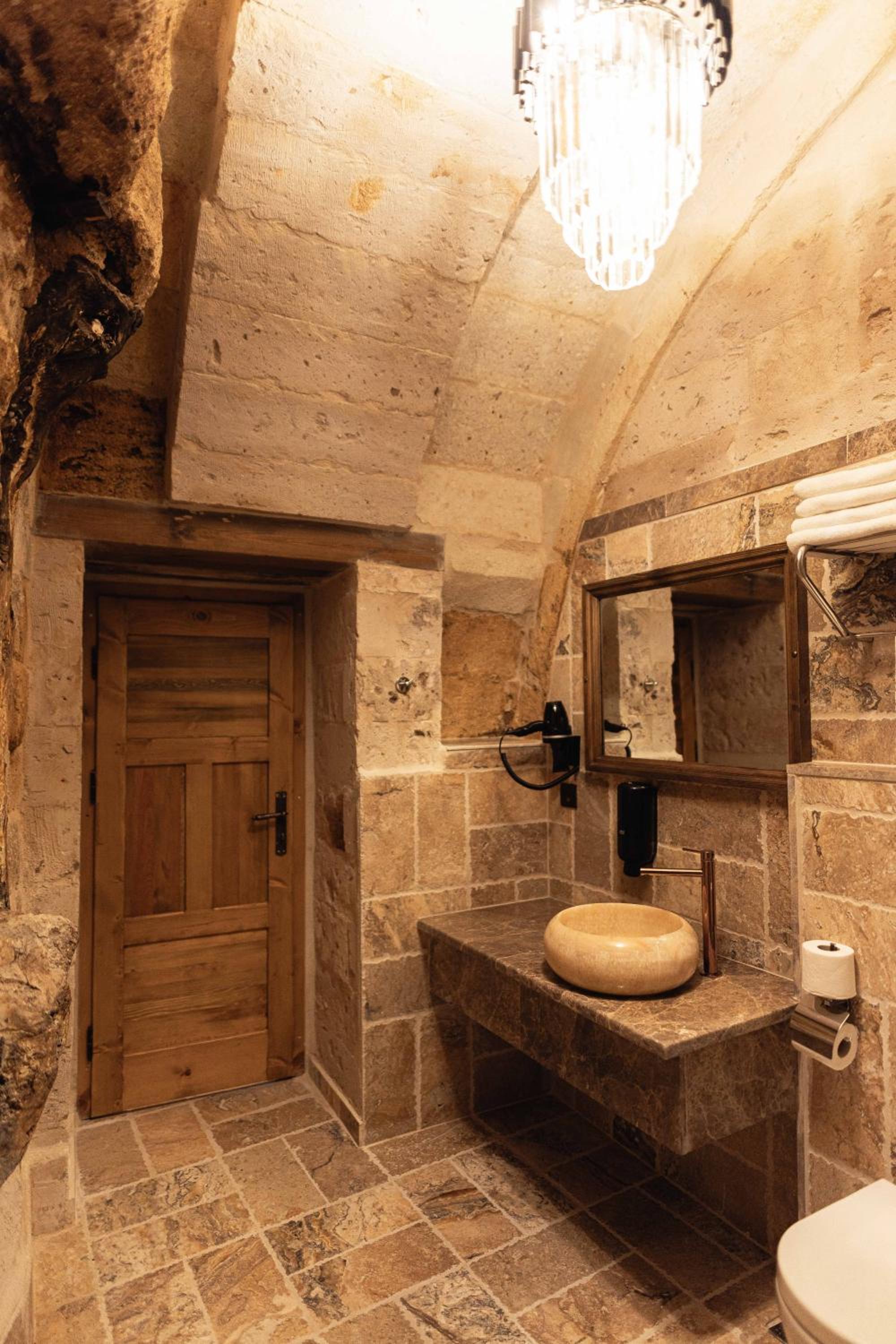 Noah's Ark Cave Hotel - Image 134