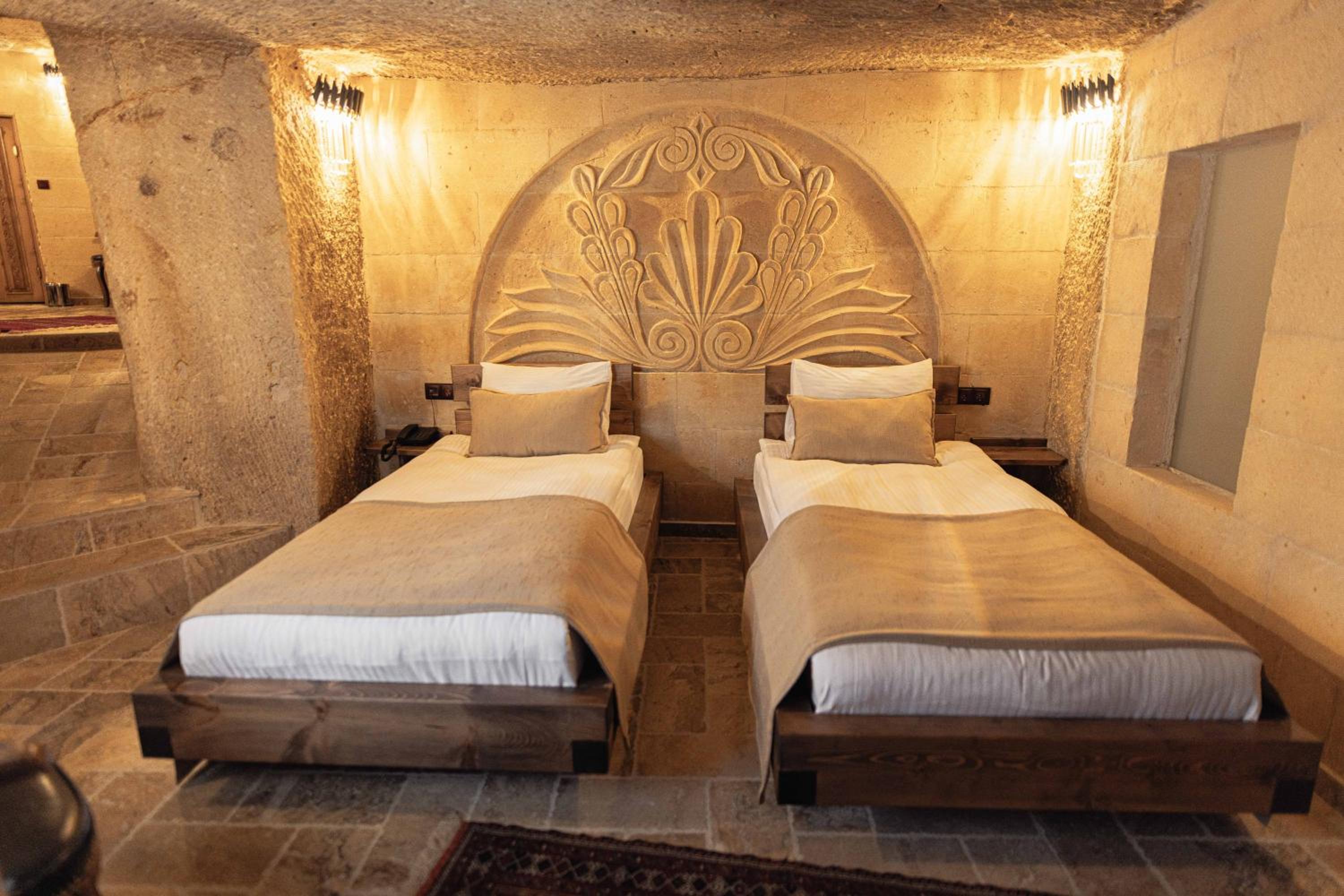 Noah's Ark Cave Hotel - Image 115