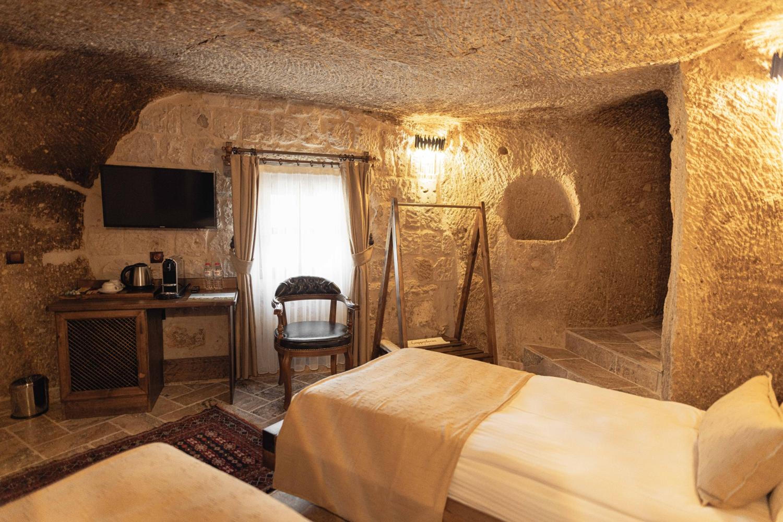 Noah's Ark Cave Hotel - Image 137