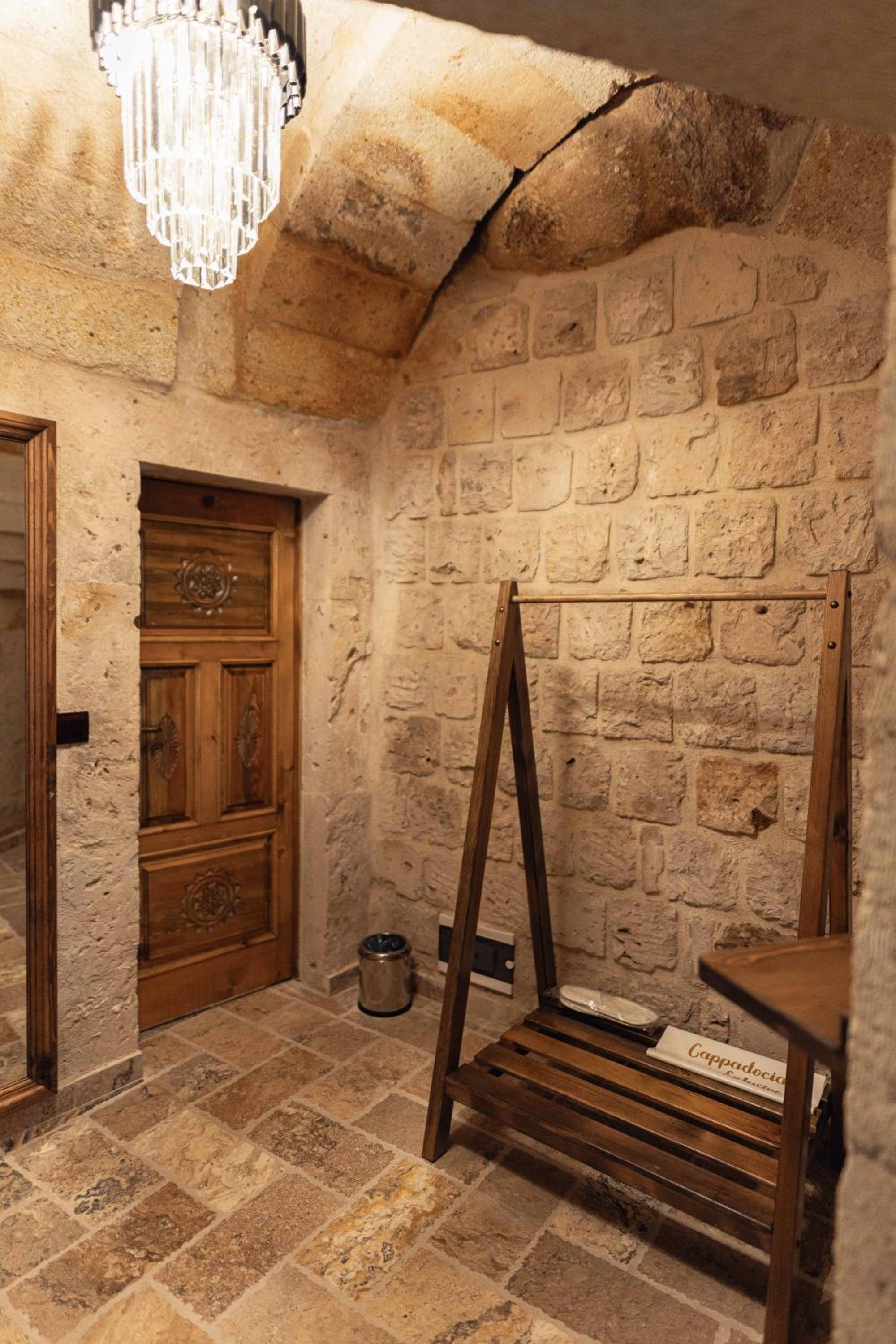 Noah's Ark Cave Hotel - Image 278