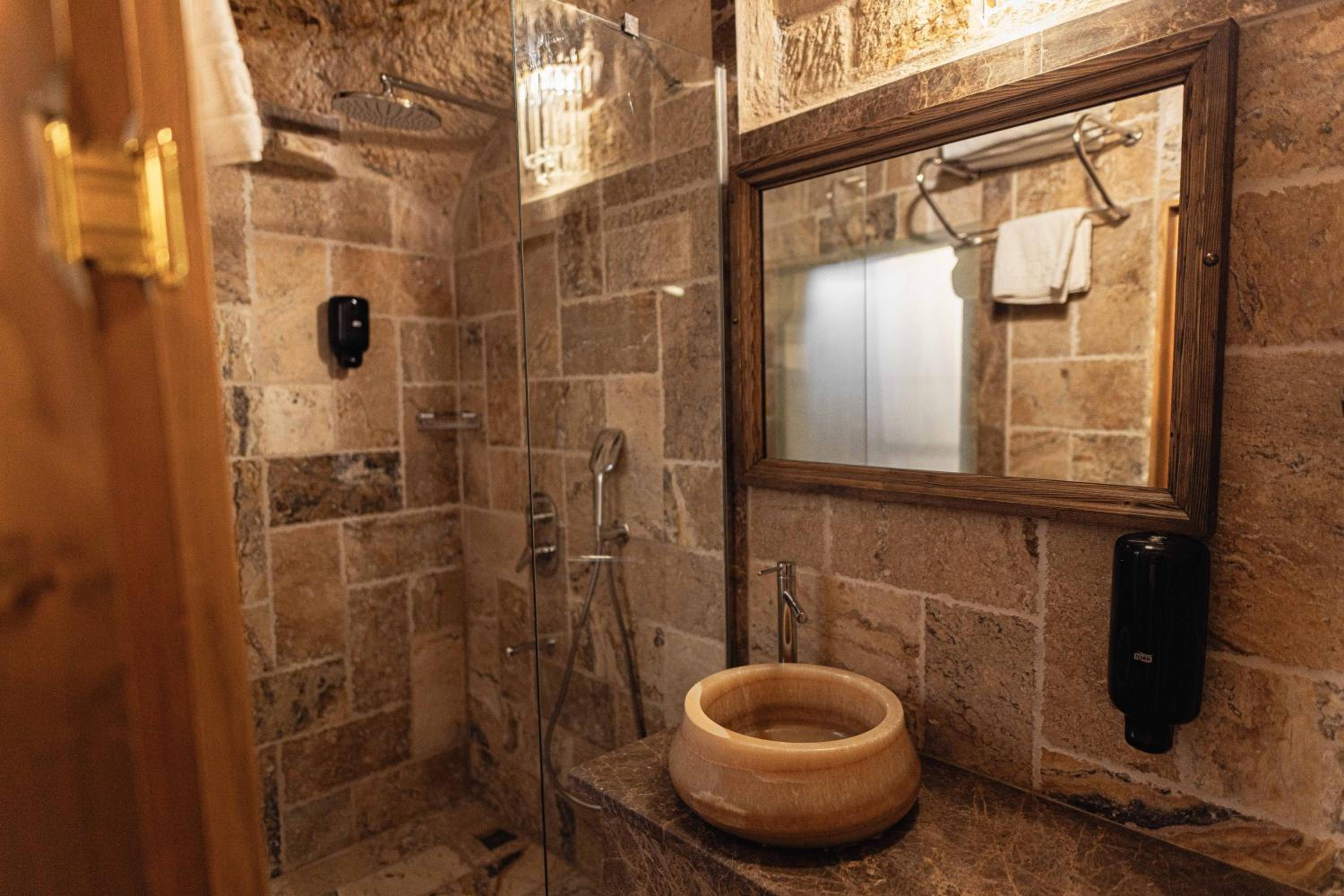 Noah's Ark Cave Hotel - Image 97