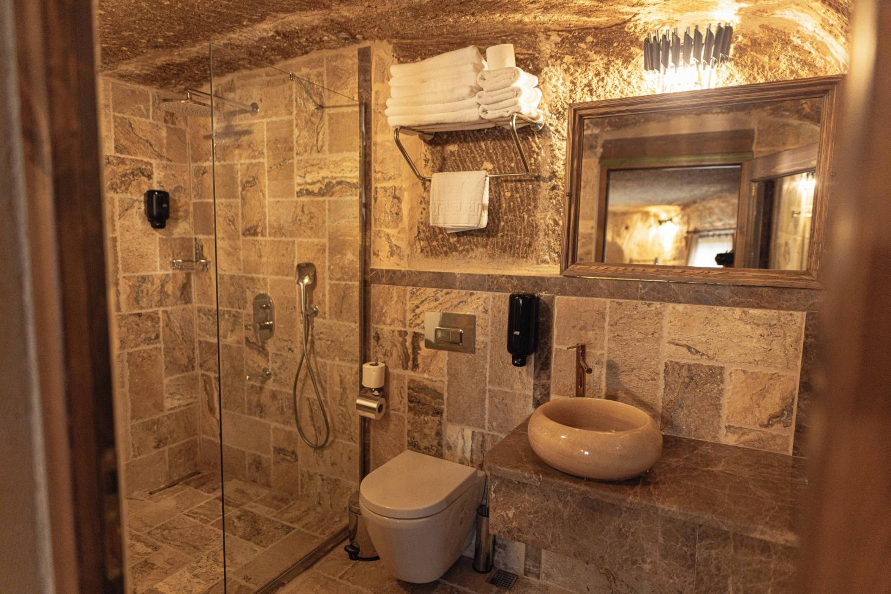 Noah's Ark Cave Hotel - Image 101