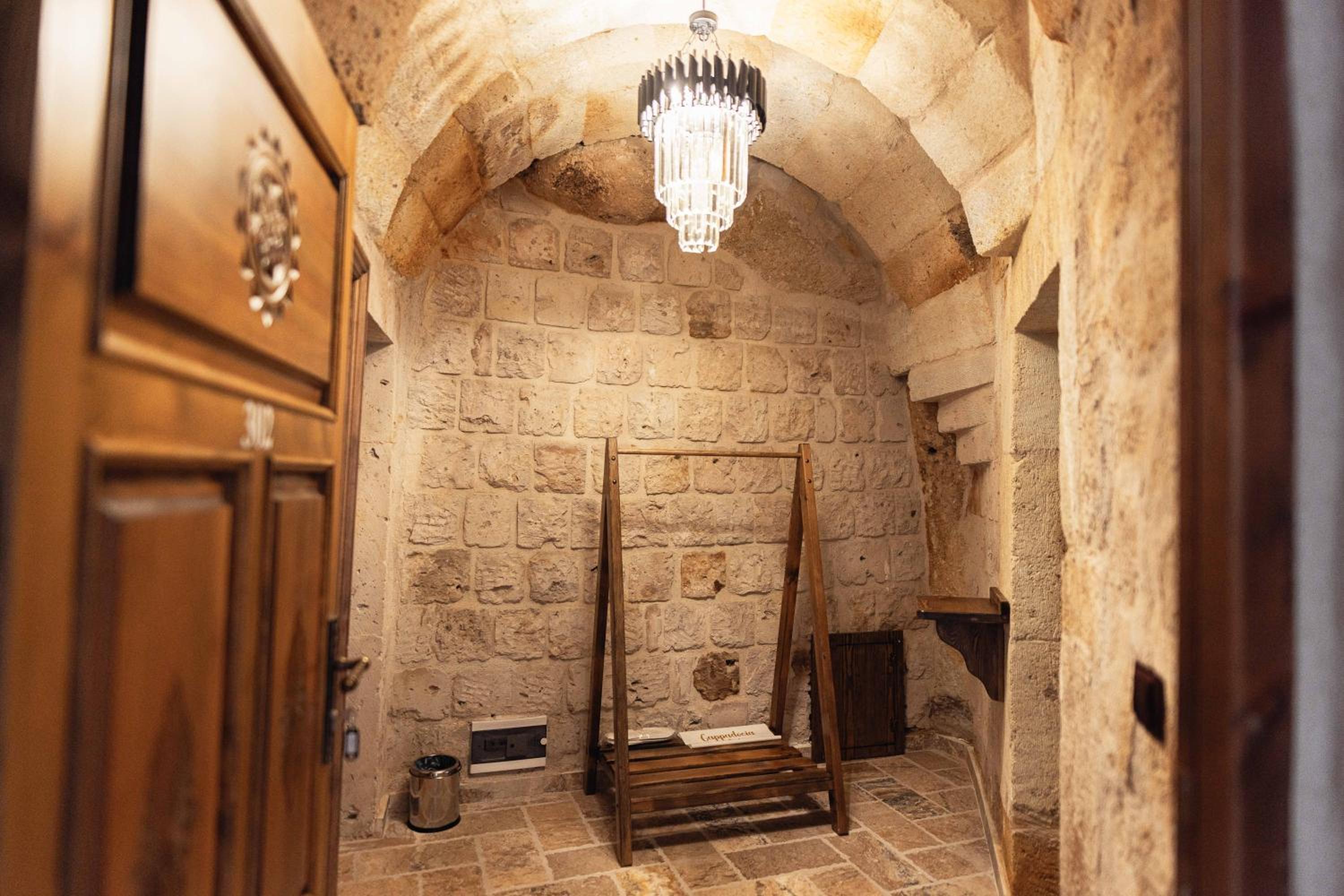 Noah's Ark Cave Hotel - Image 110