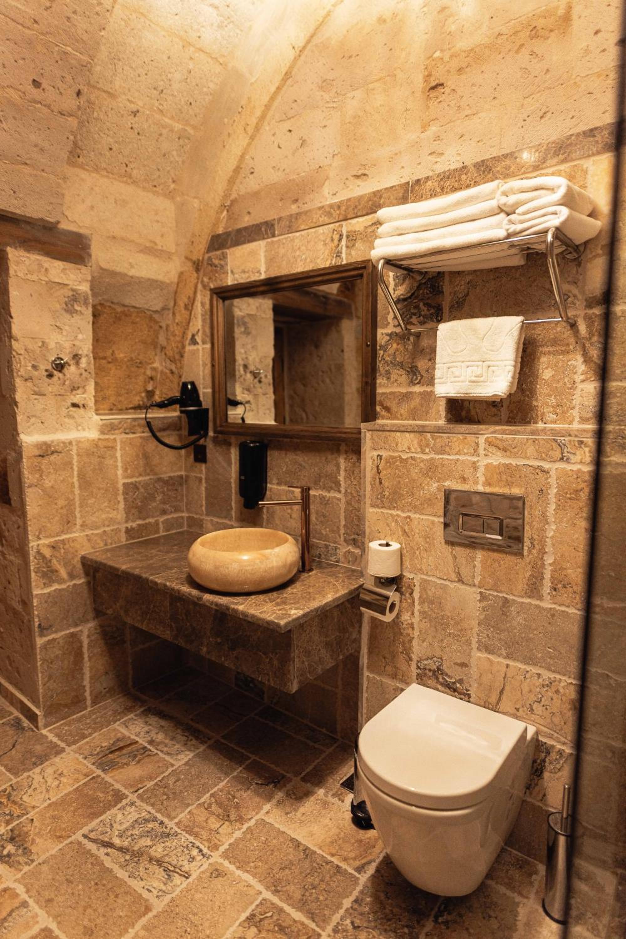 Noah's Ark Cave Hotel - Image 292