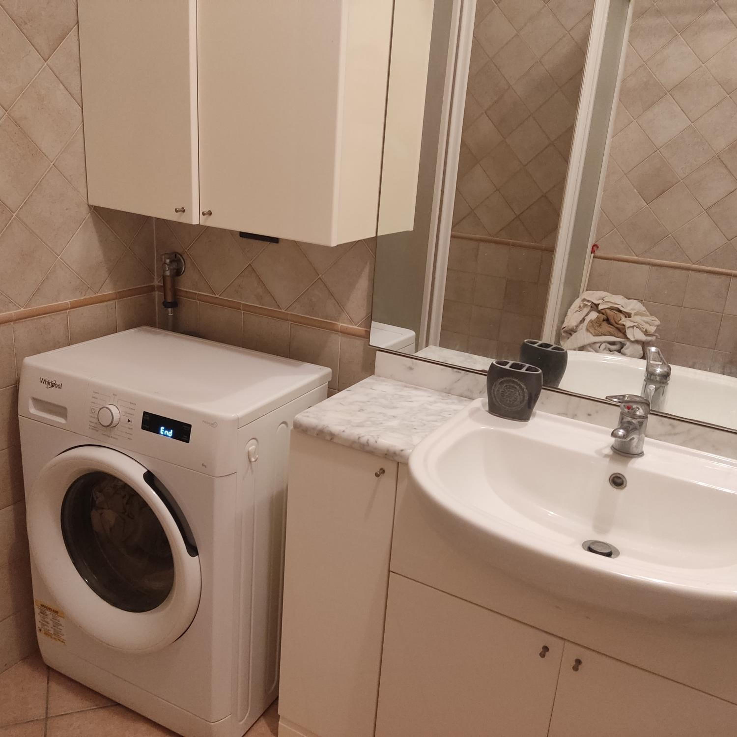 Apartment near Metro