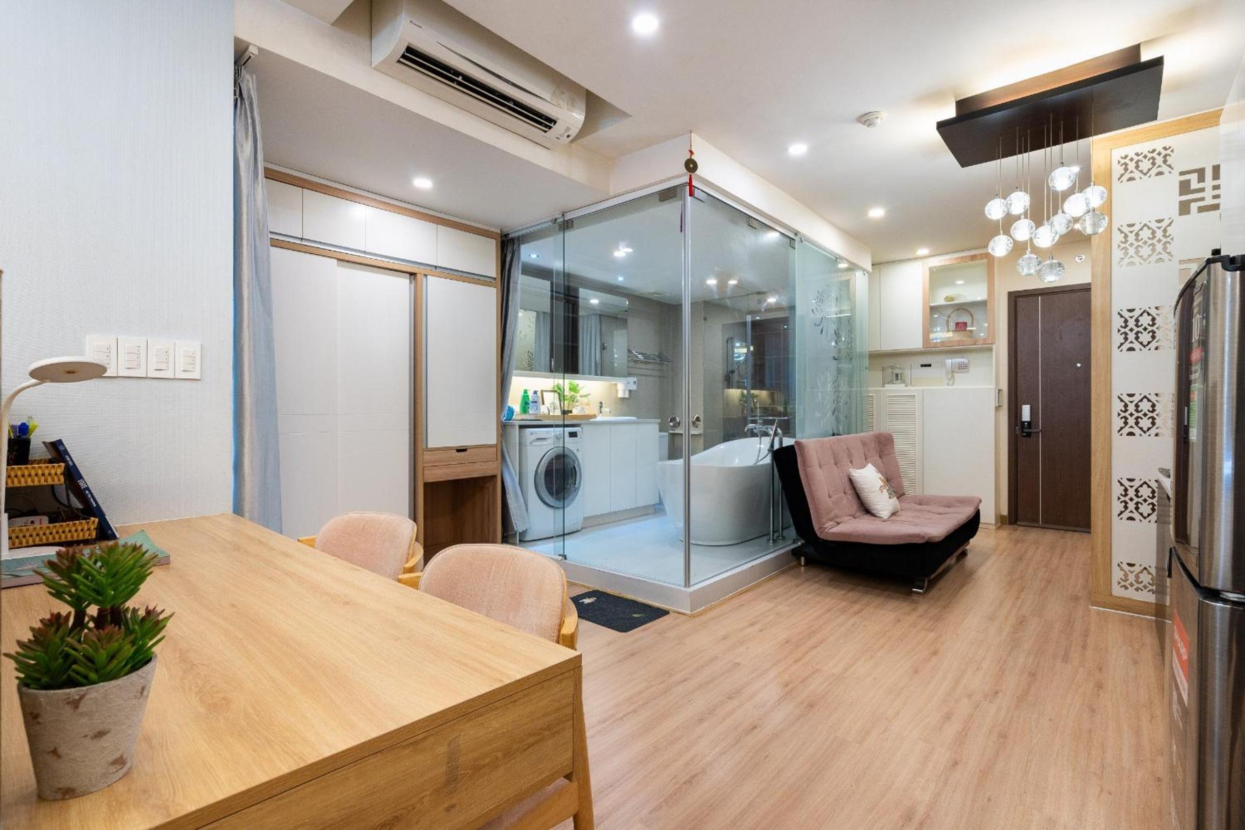 Chill 1BR Lexington with bathtub near Estella, D2
