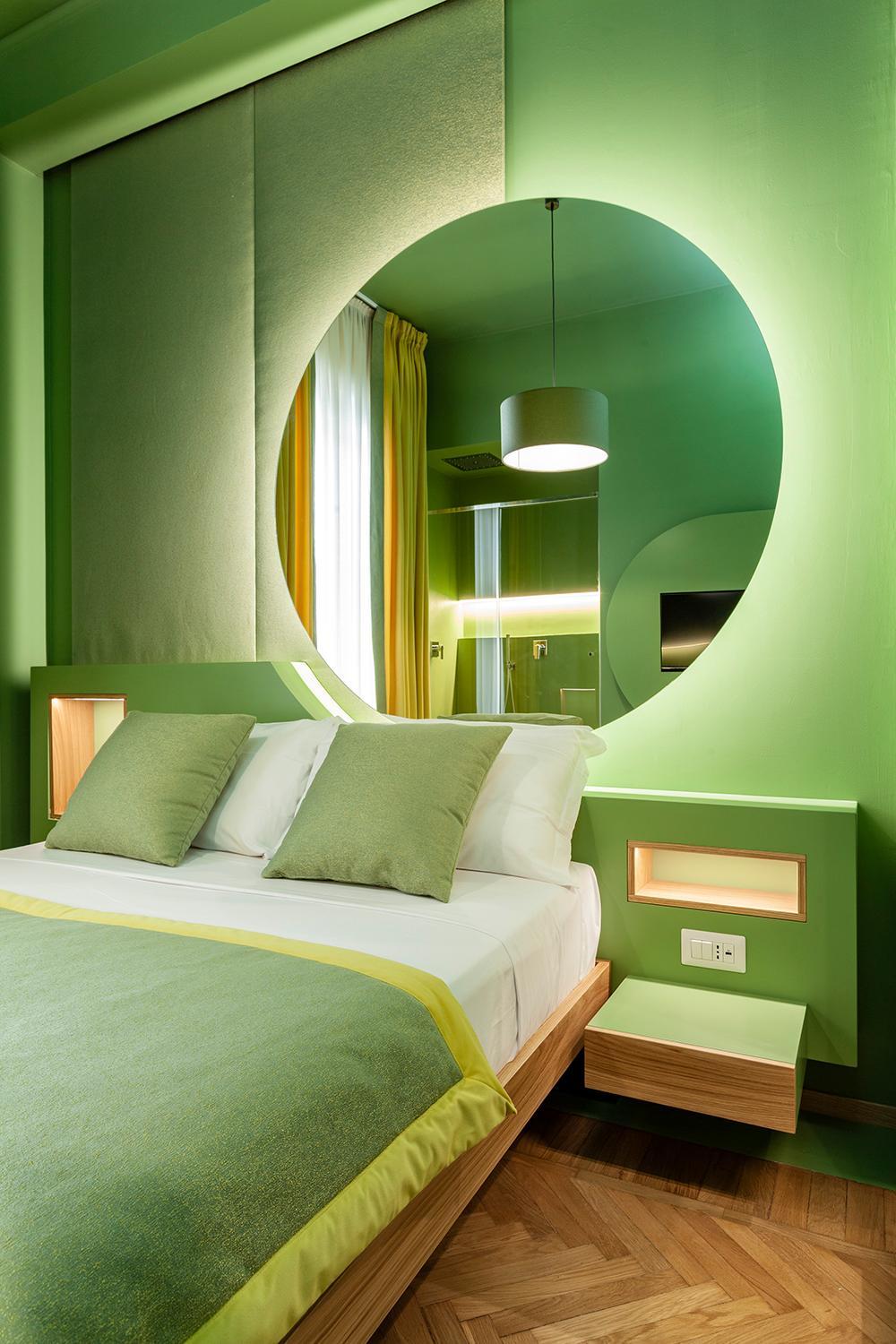 hotel room