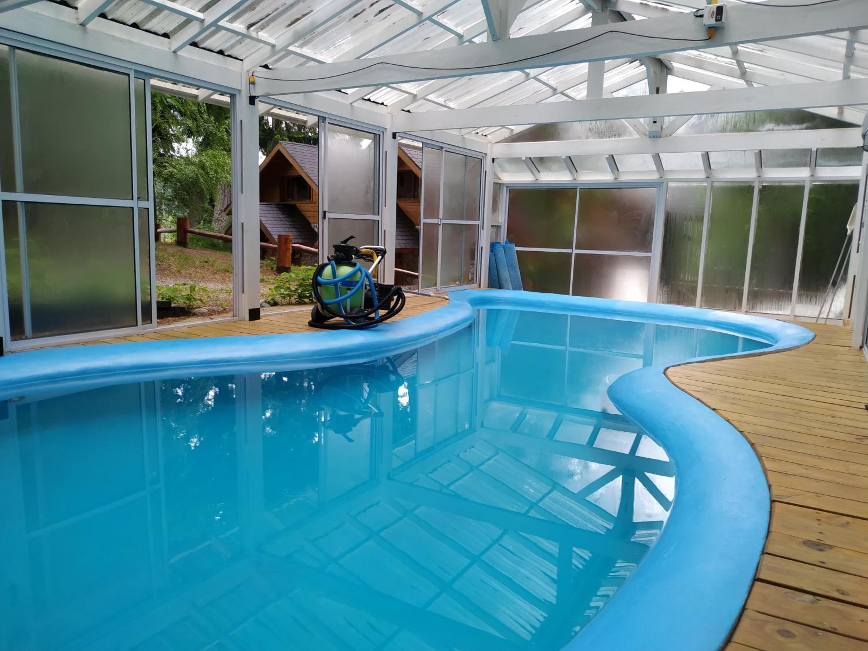 BOG Le Pommier - Cabañas con vista al lago y piscina climatizada