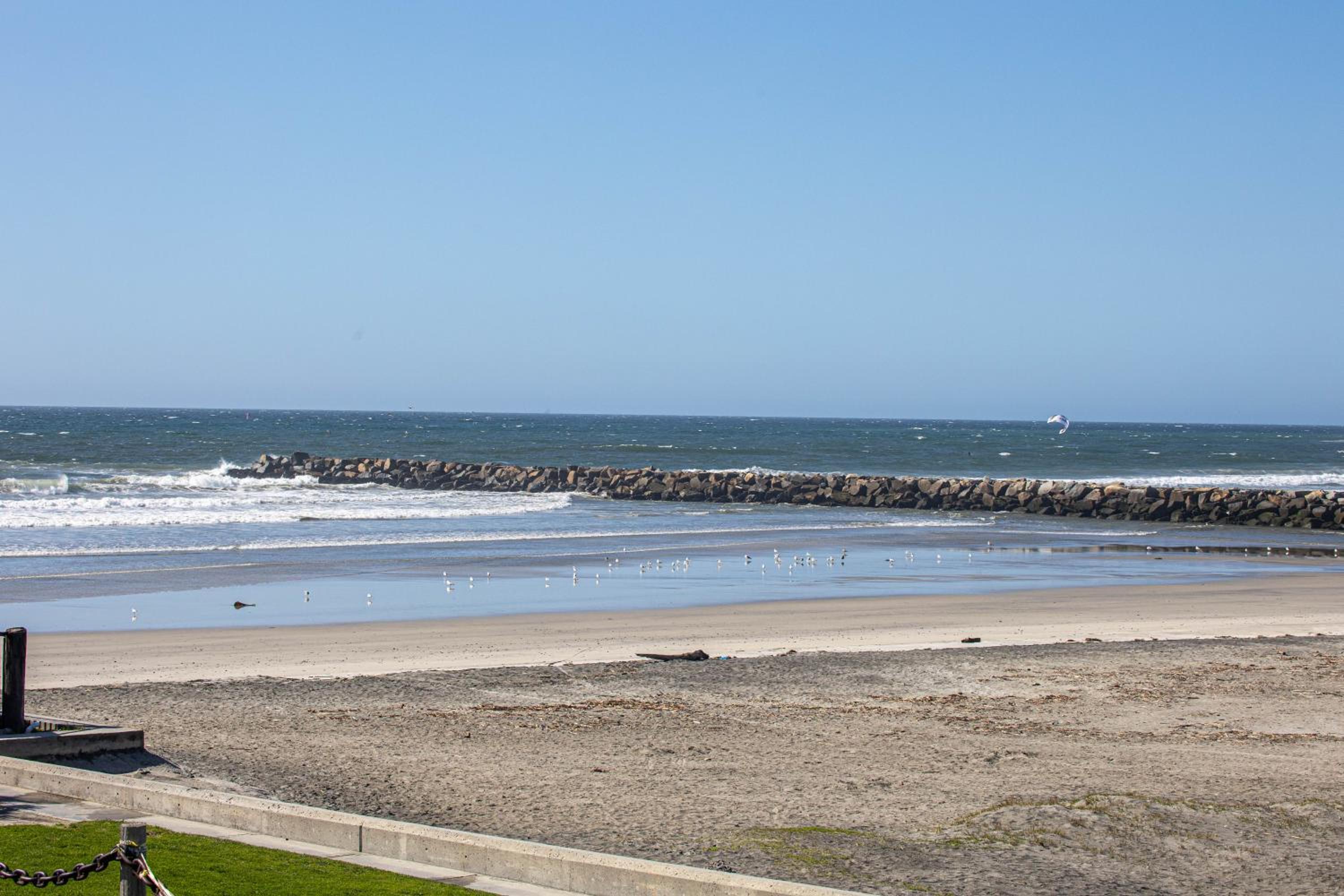Oceanside Beach Condos - Property Image 22