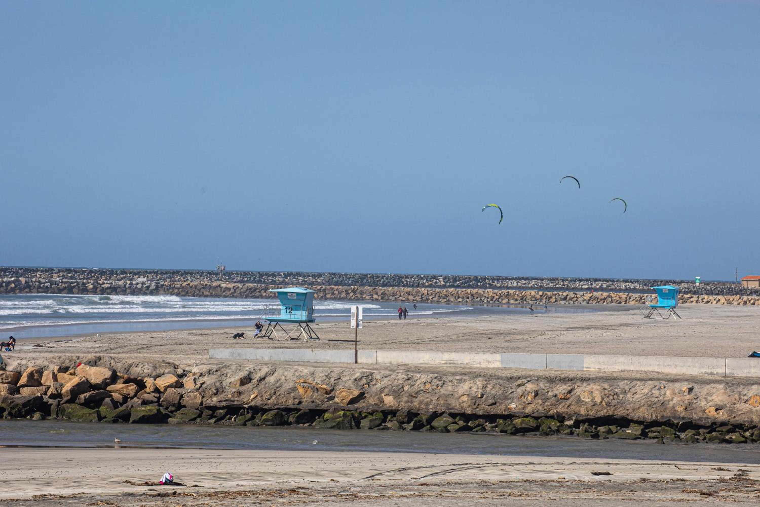 Oceanside Beach Condos - Property Image 16