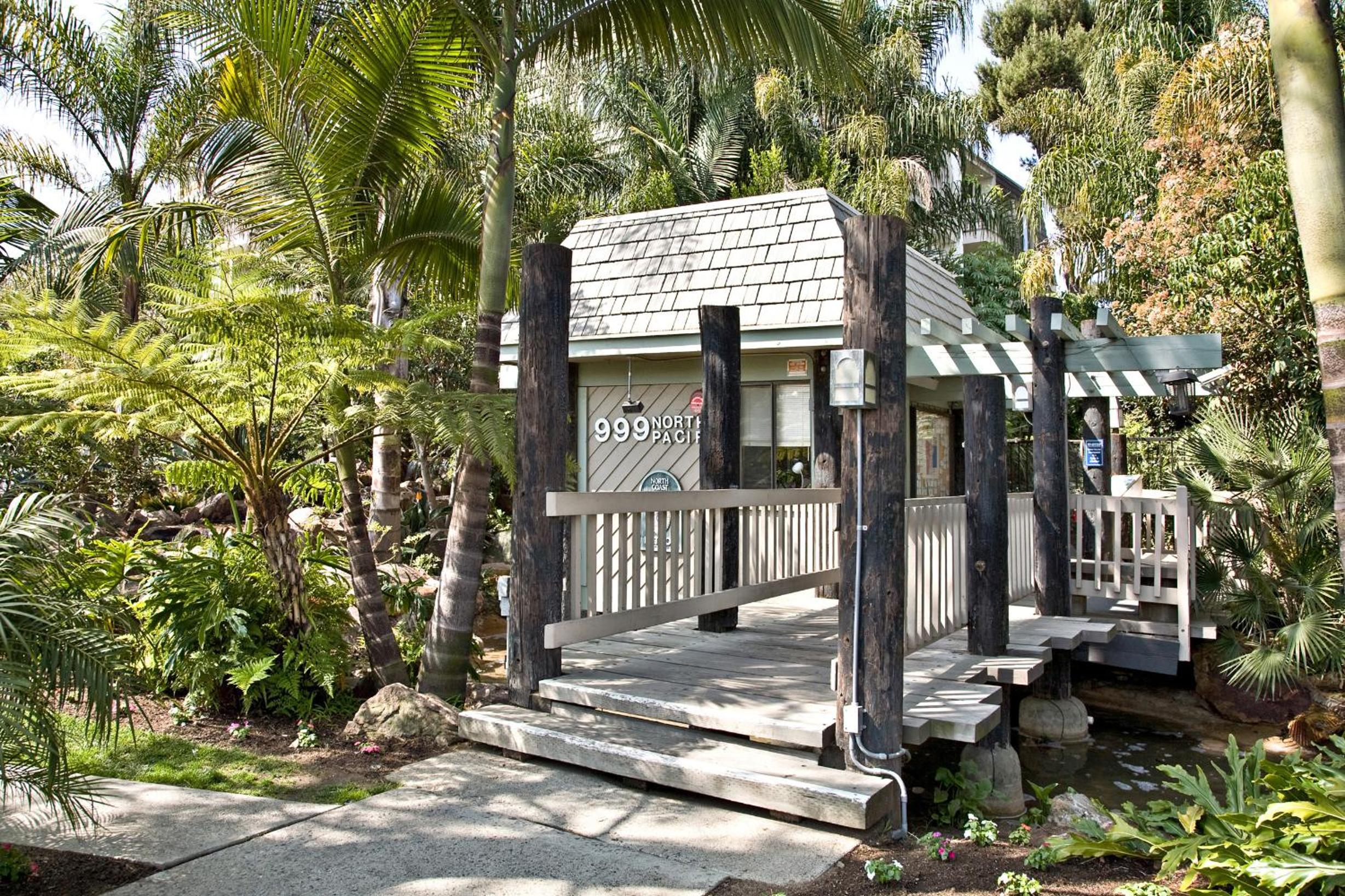 Oceanside Beach Condos - Property Image 10