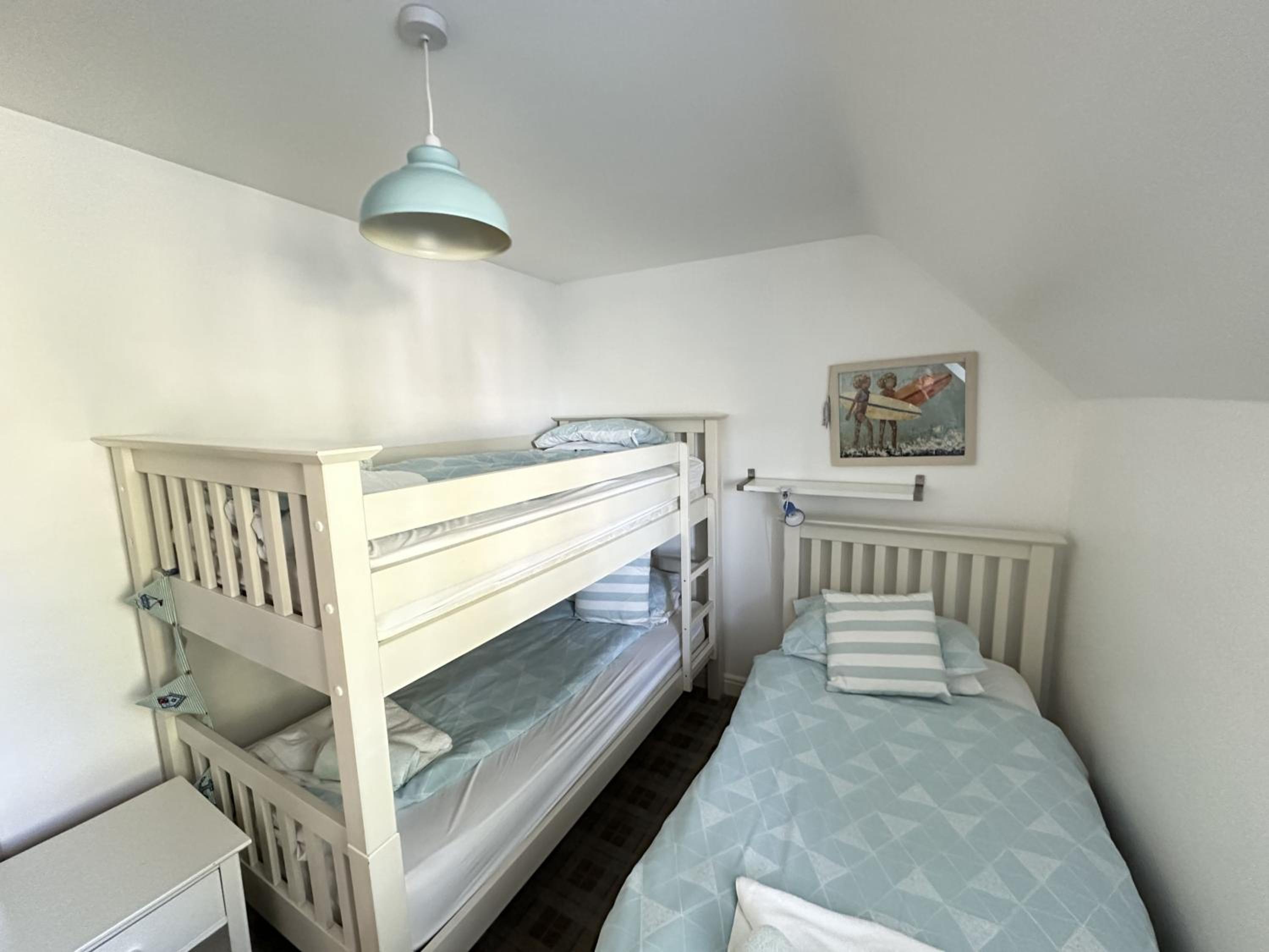 Wren Cottage - Part of the The Bay Filey Holiday Village with pool, gym and direct beach access, pub, restaurant, tennis and meadows walks
