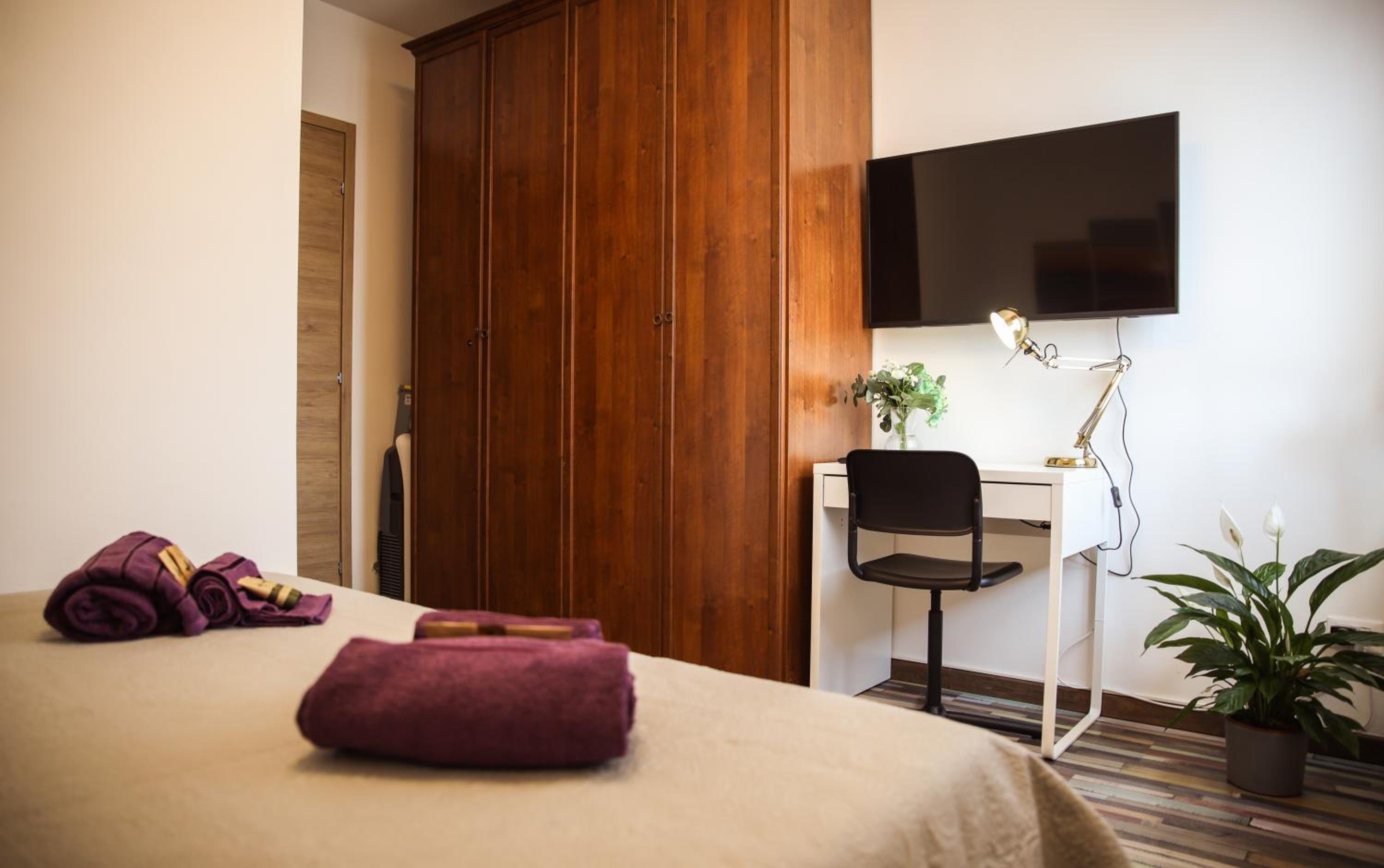[Free Parking & Wi-Fi] 5 min to Hospital Cisanello view 5