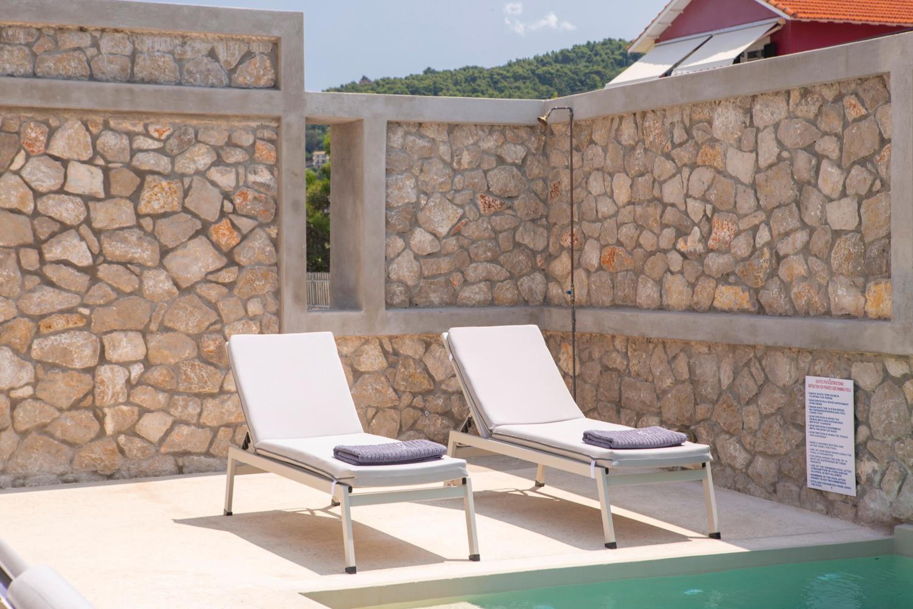Thines villas