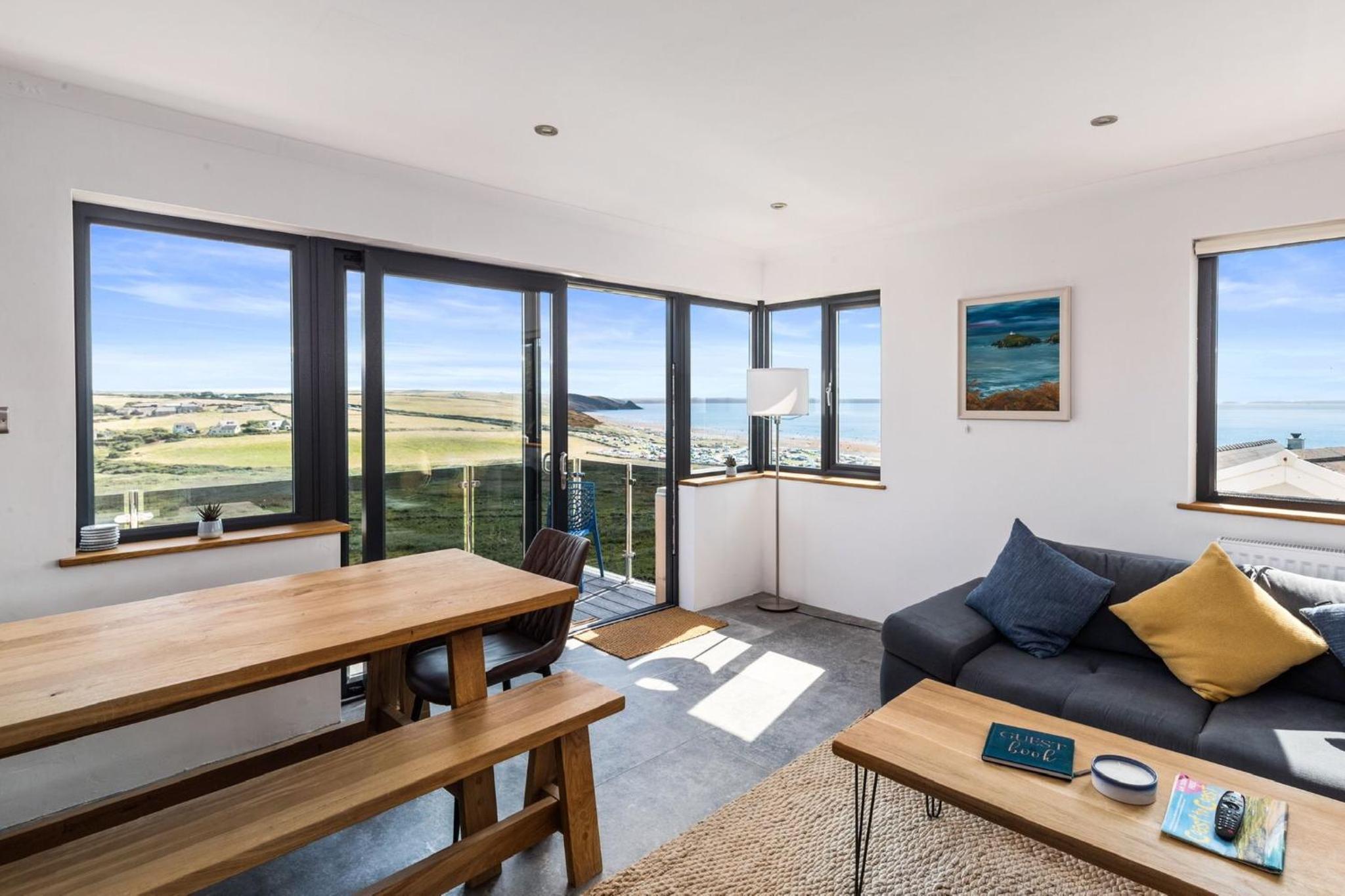 Modern balcony property, Sea views over Newgale view 4