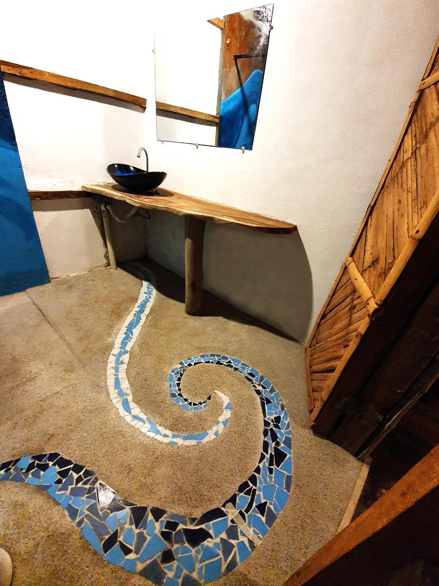 Hostal Olmito Canoa
