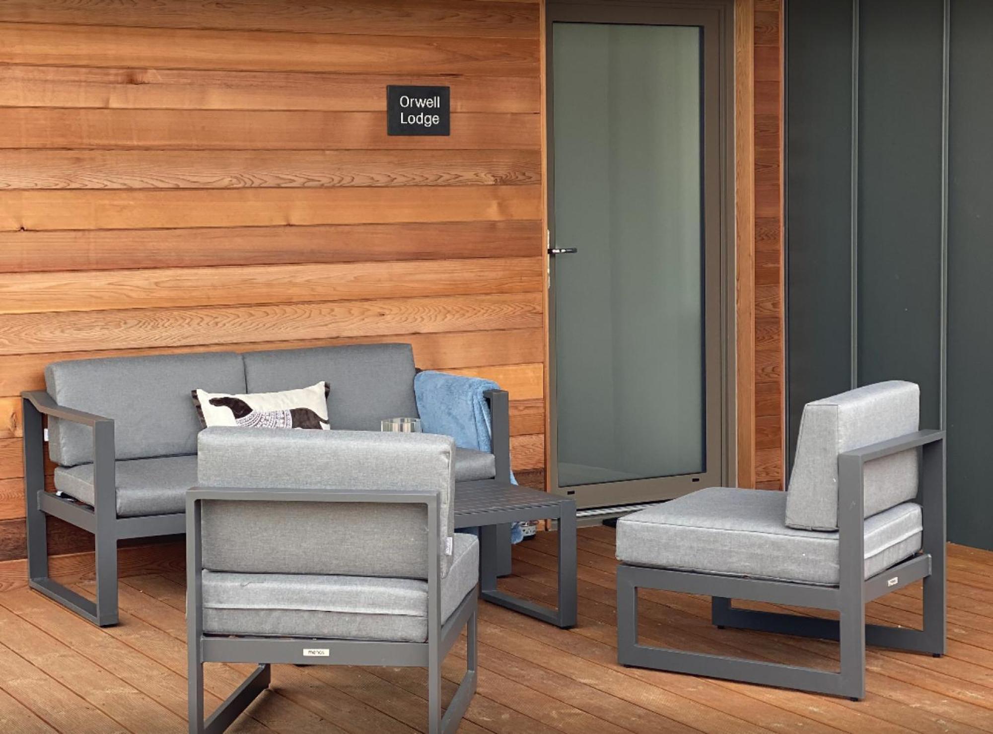 Stunning "Orwell" Scandinave Lodge with Private Hot Tub view 4