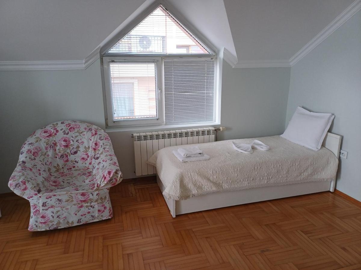 Guest Rooms DEVA
