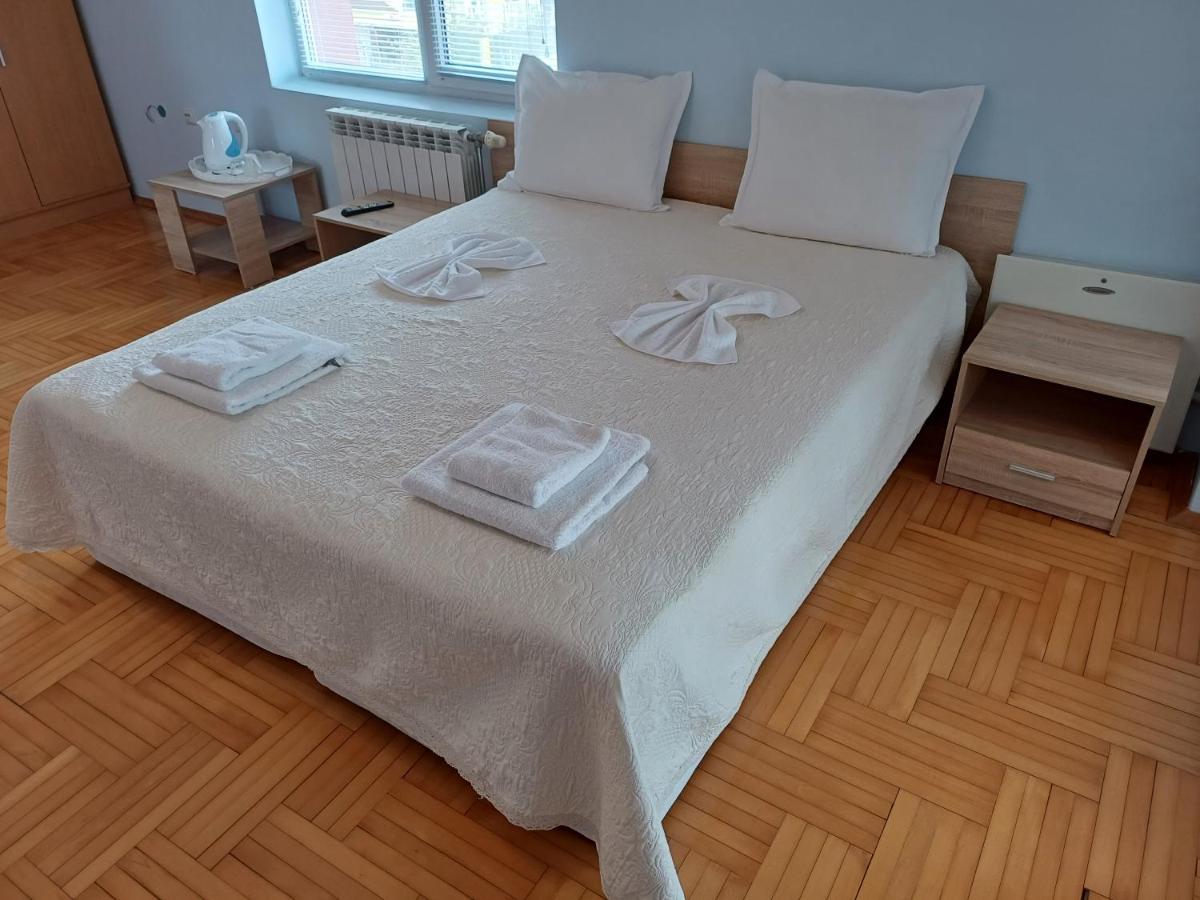 Guest Rooms DEVA