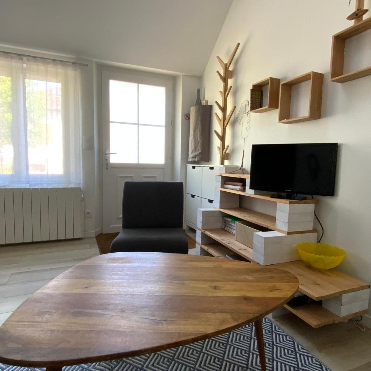 La Maisonnette view 2