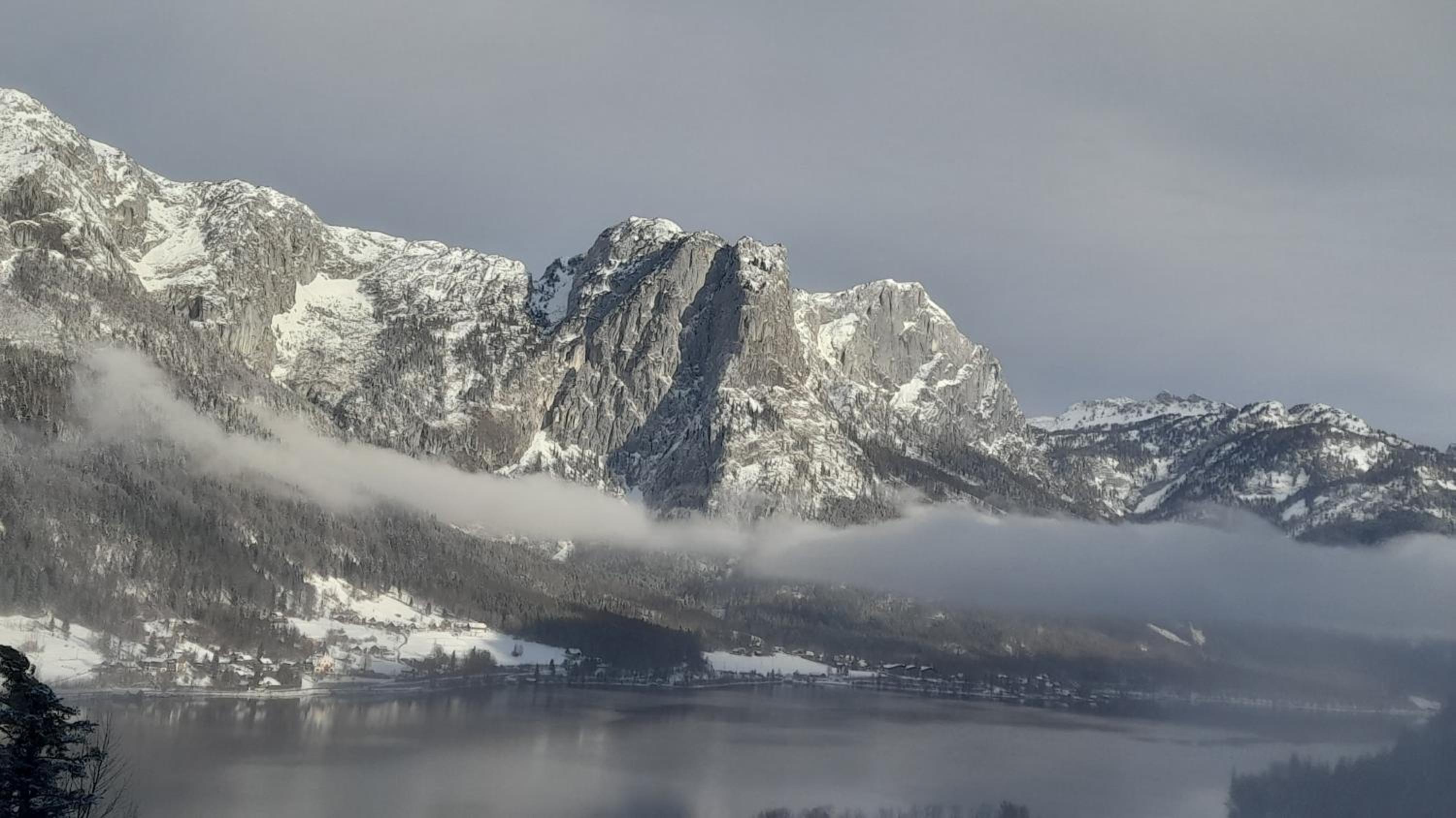 S'Rastl direkt mit Bergpanorama