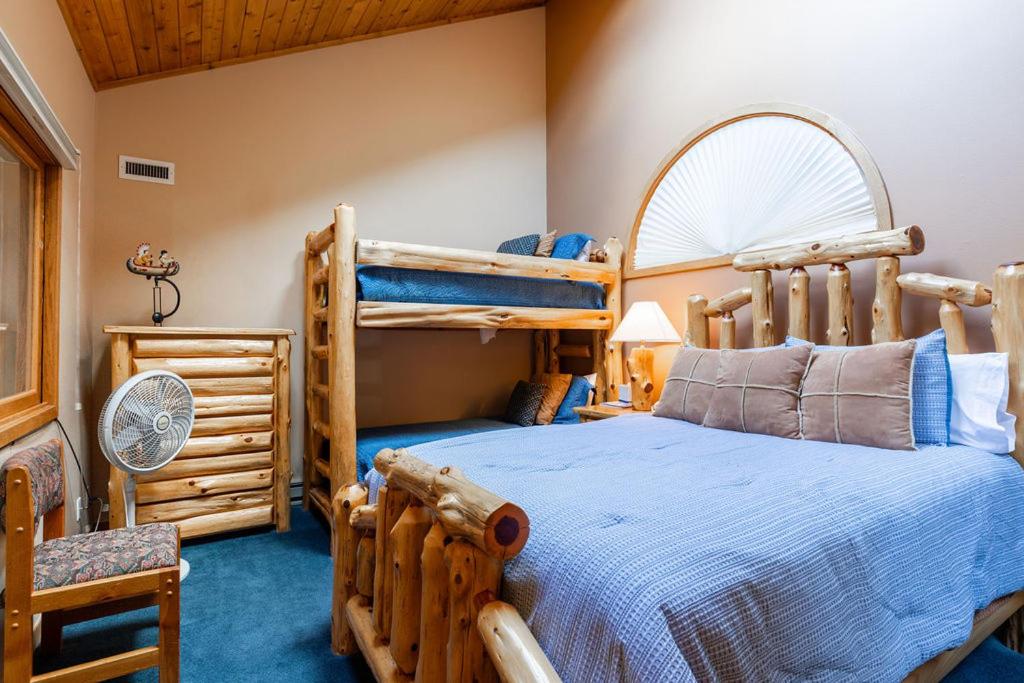 Townsend Place by Vail Realty