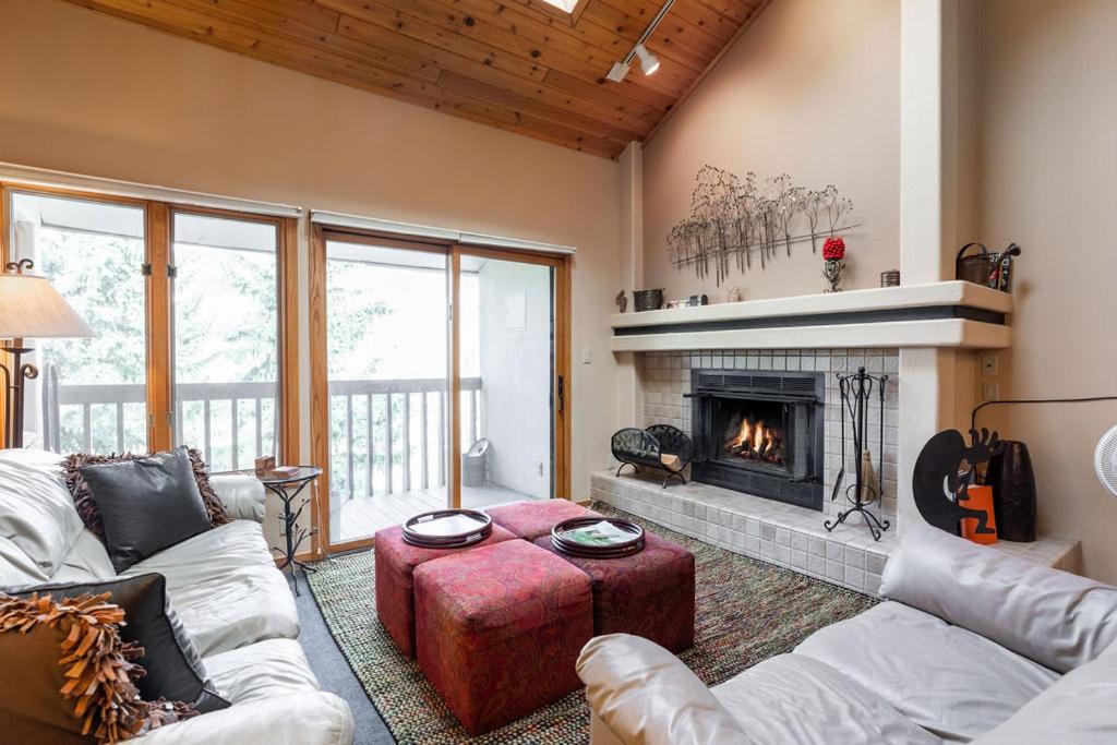 Townsend Place by Vail Realty