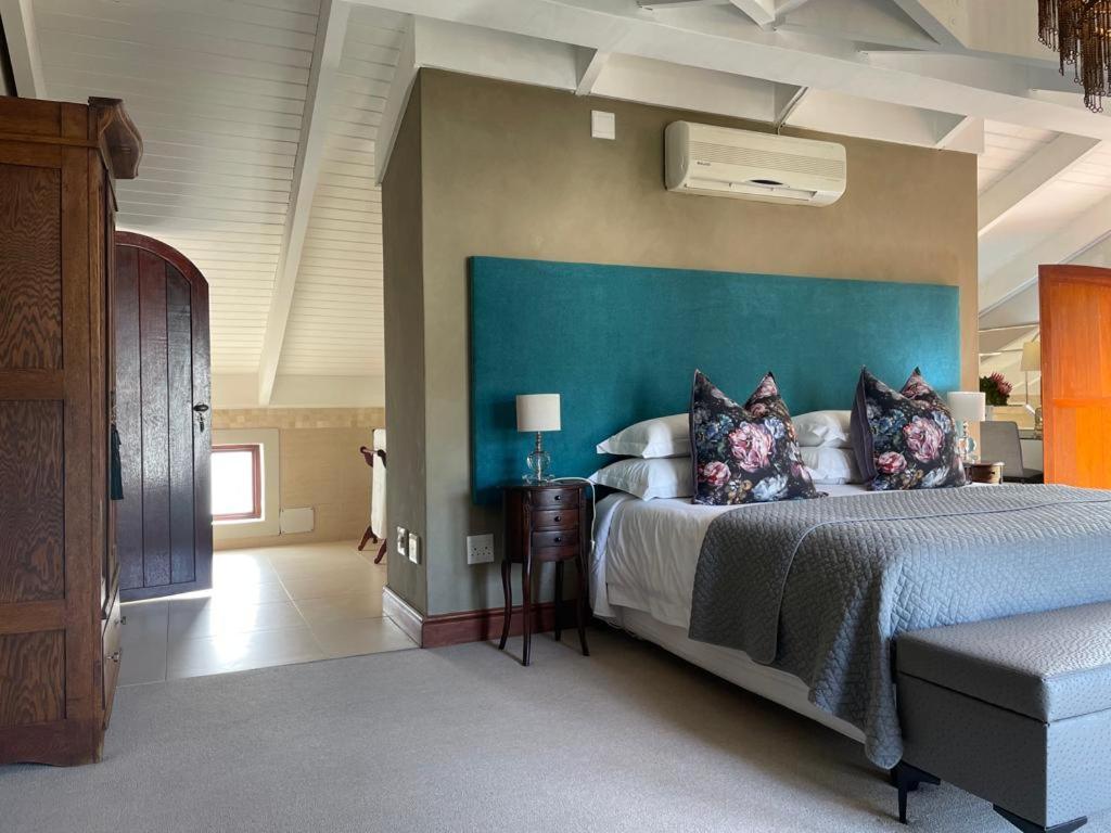 Calais Guest House