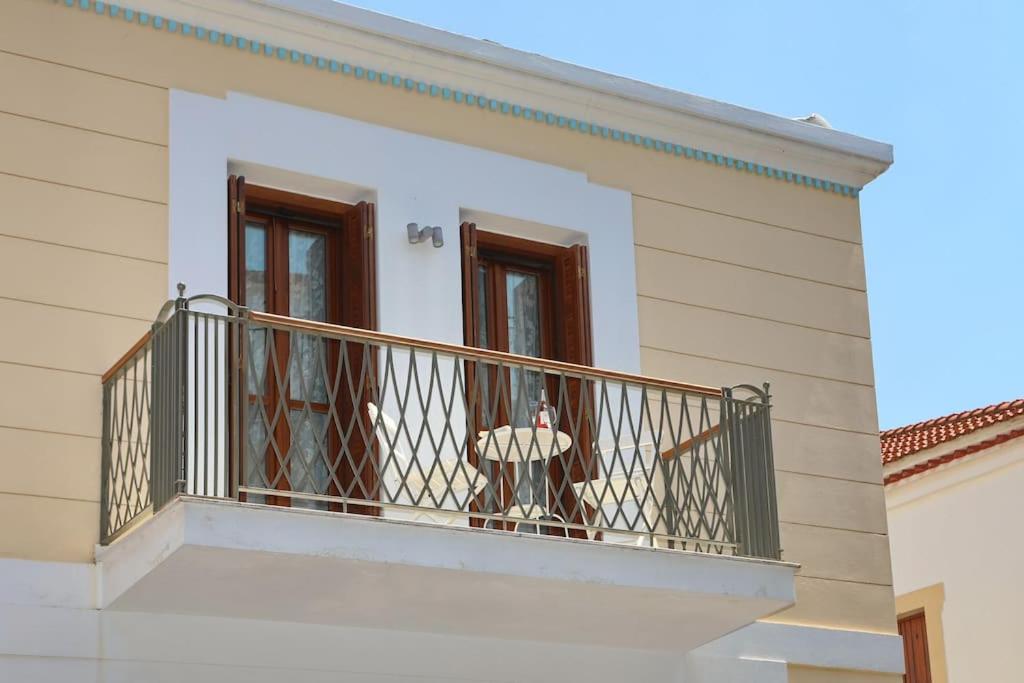 RODIANNA HOUSE